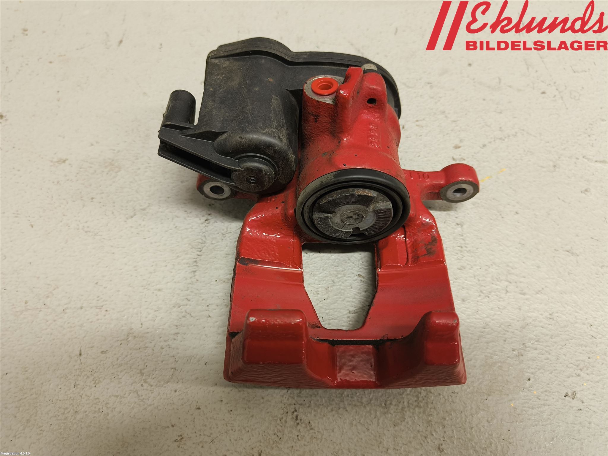 Audi A6 F2/C8 19- Bromsok Bak Vänster