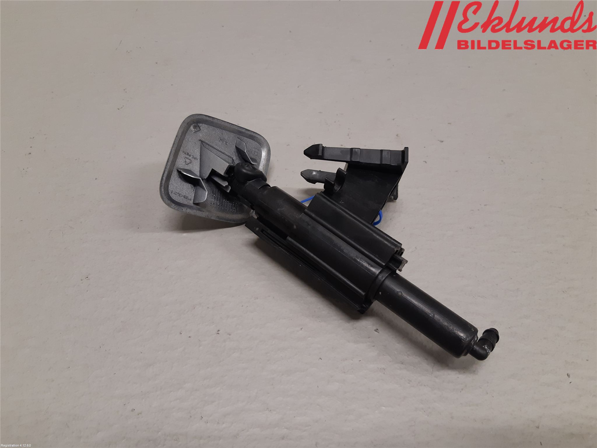 Ford FOCUS 15-18 Spolarmunstycke Strålkastare