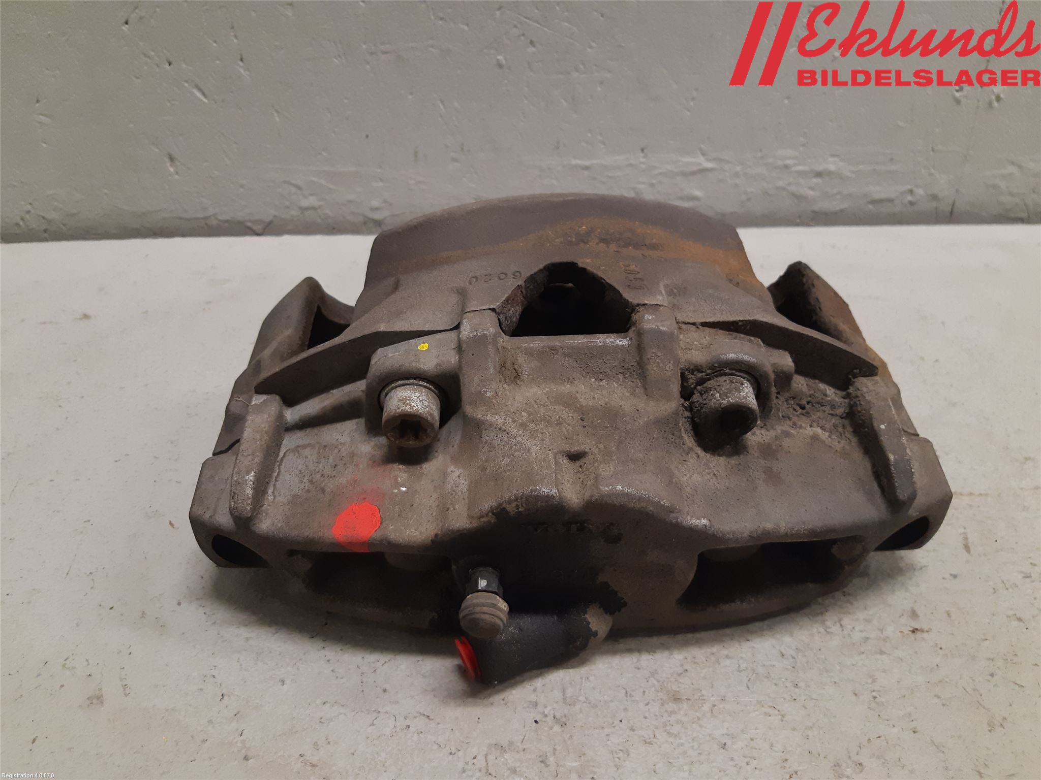 Volvo XC70 14-16 Bromsok Fram Vänster