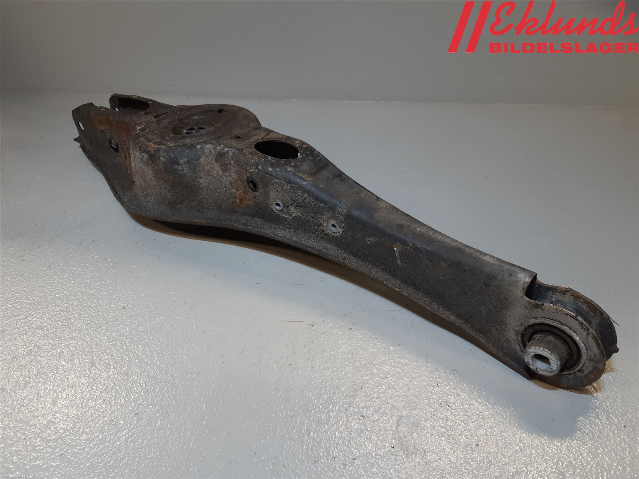 Volkswagen VW GOLF / E-GOLF VII 13-20 Bärarm Bak Vänster