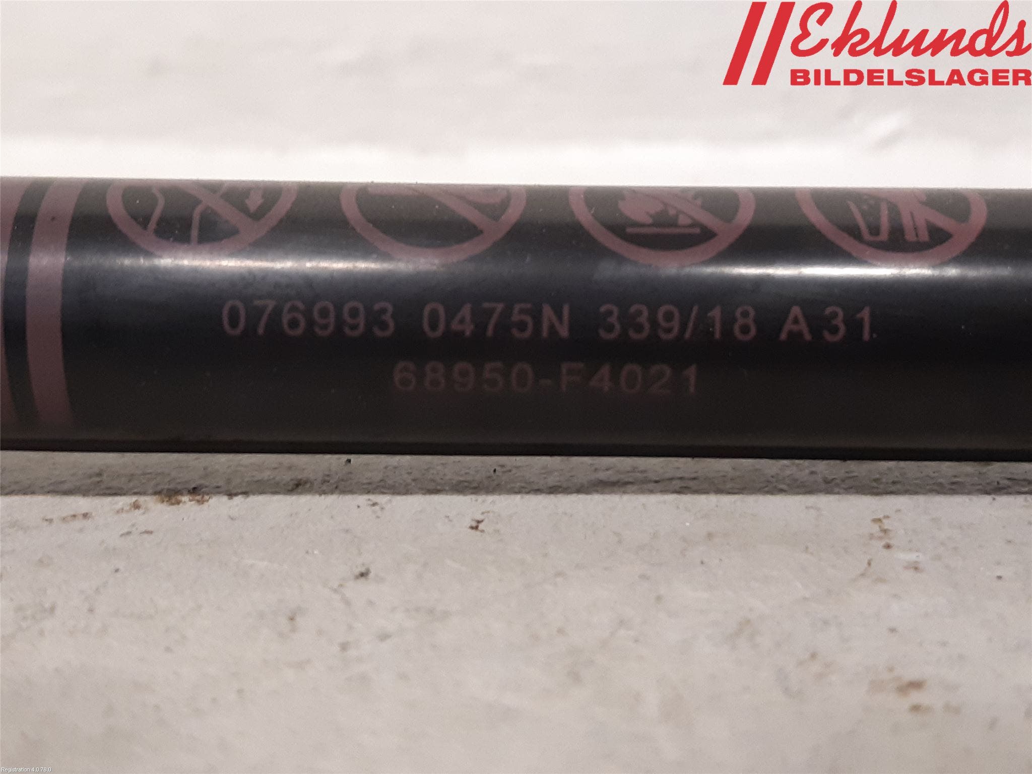 Toyota C-HR 16-23 Gasfjäder Baklucka