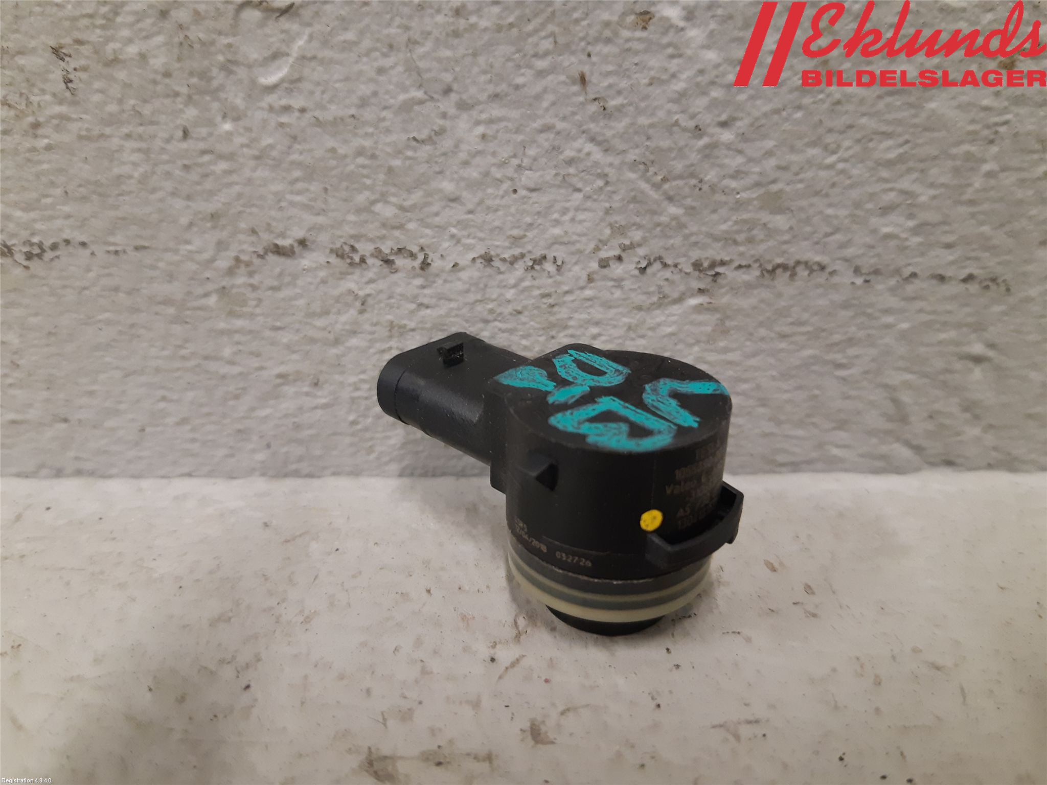 Tesla MODEL X 16- Parkeringshjälp Backsensor