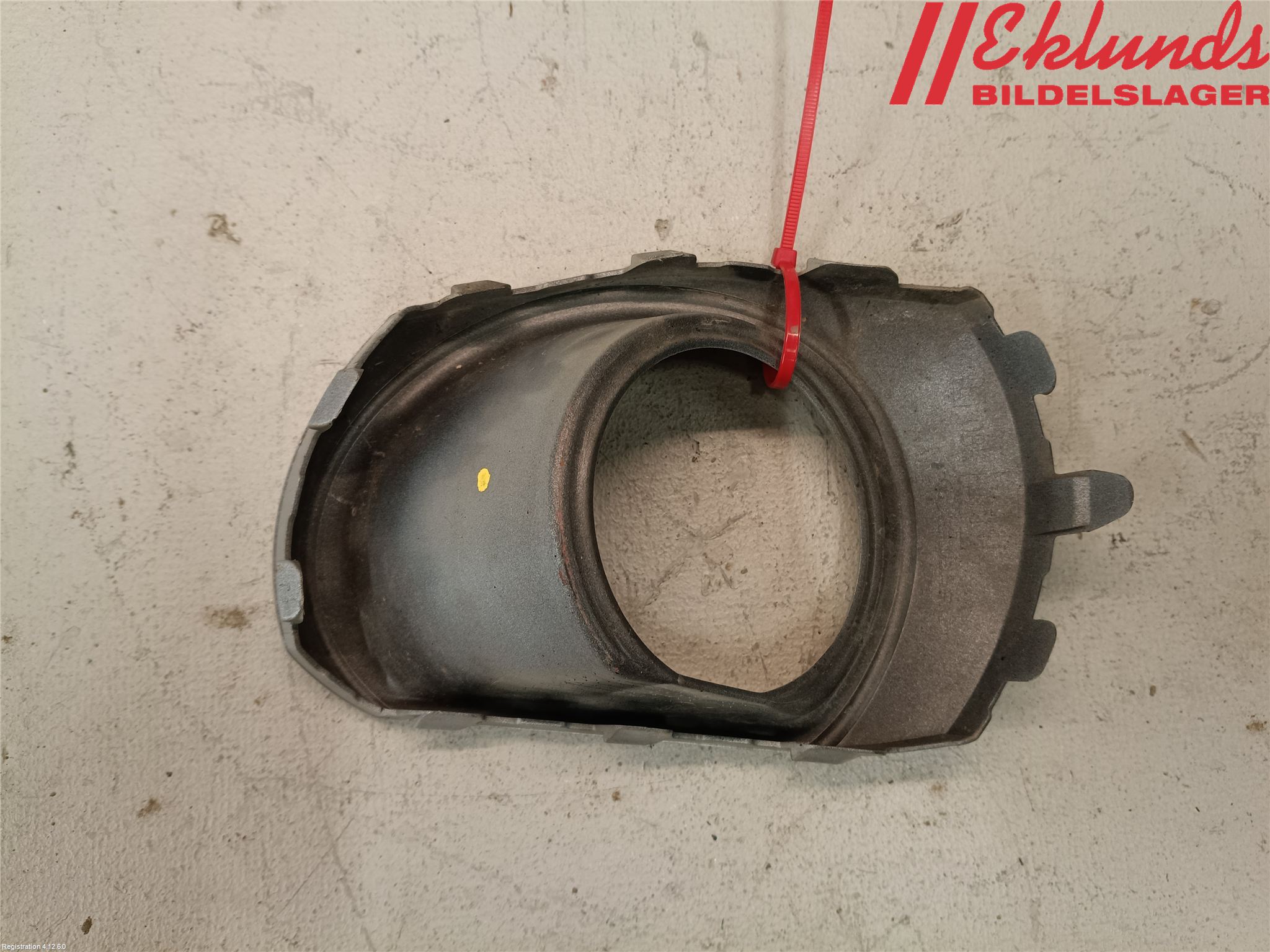 Subaru OUTBACK 10-15 Dimljussarg Fram