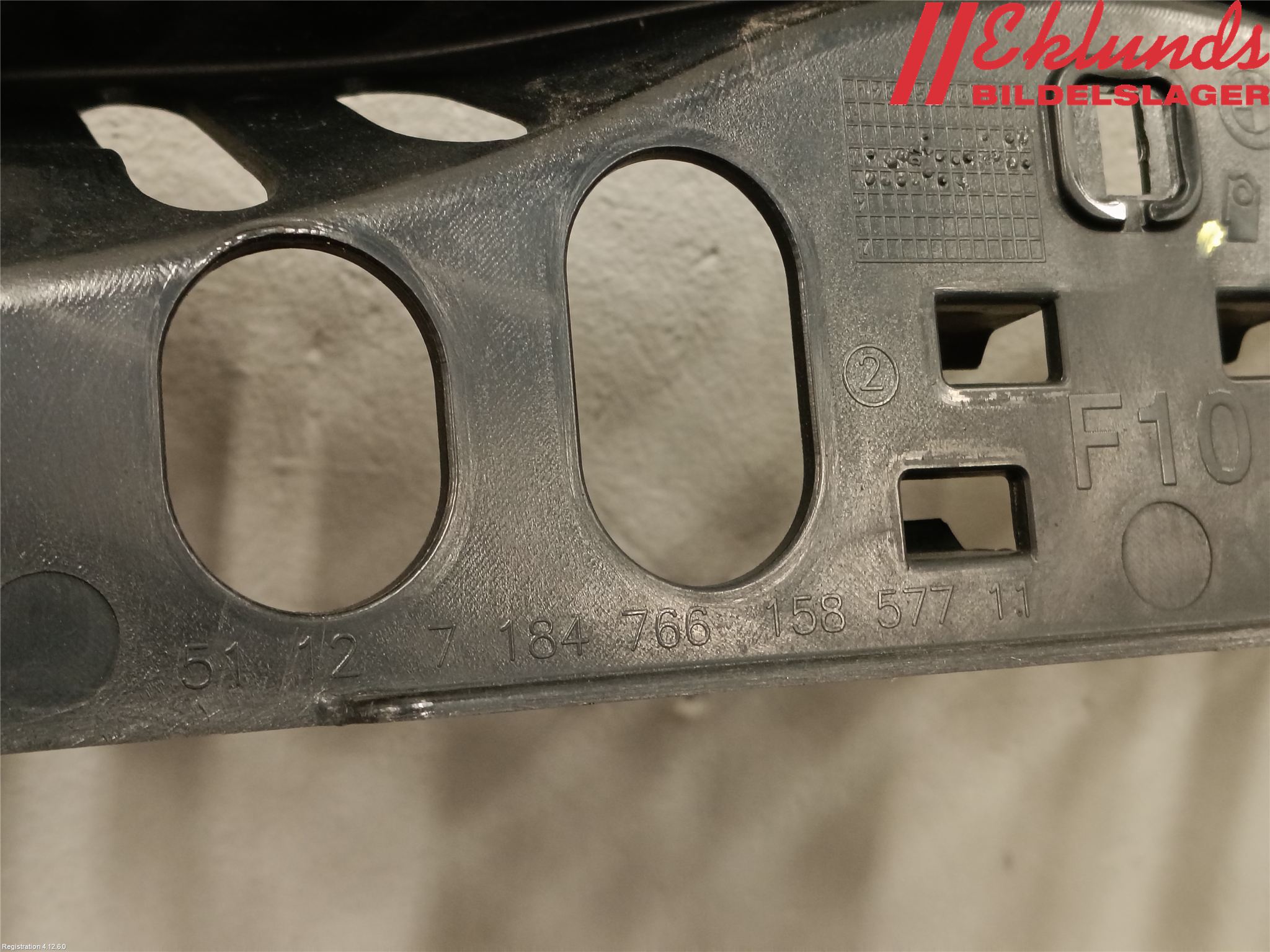 BMW 5 F10/F11/F18 09-17 Stötfångare Deformelement Bak