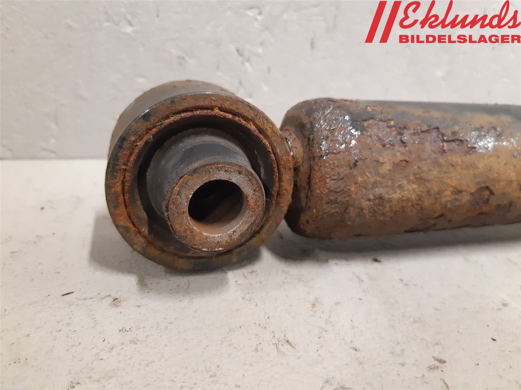 Hyundai TUCSON 05- Stötdämpare Bak