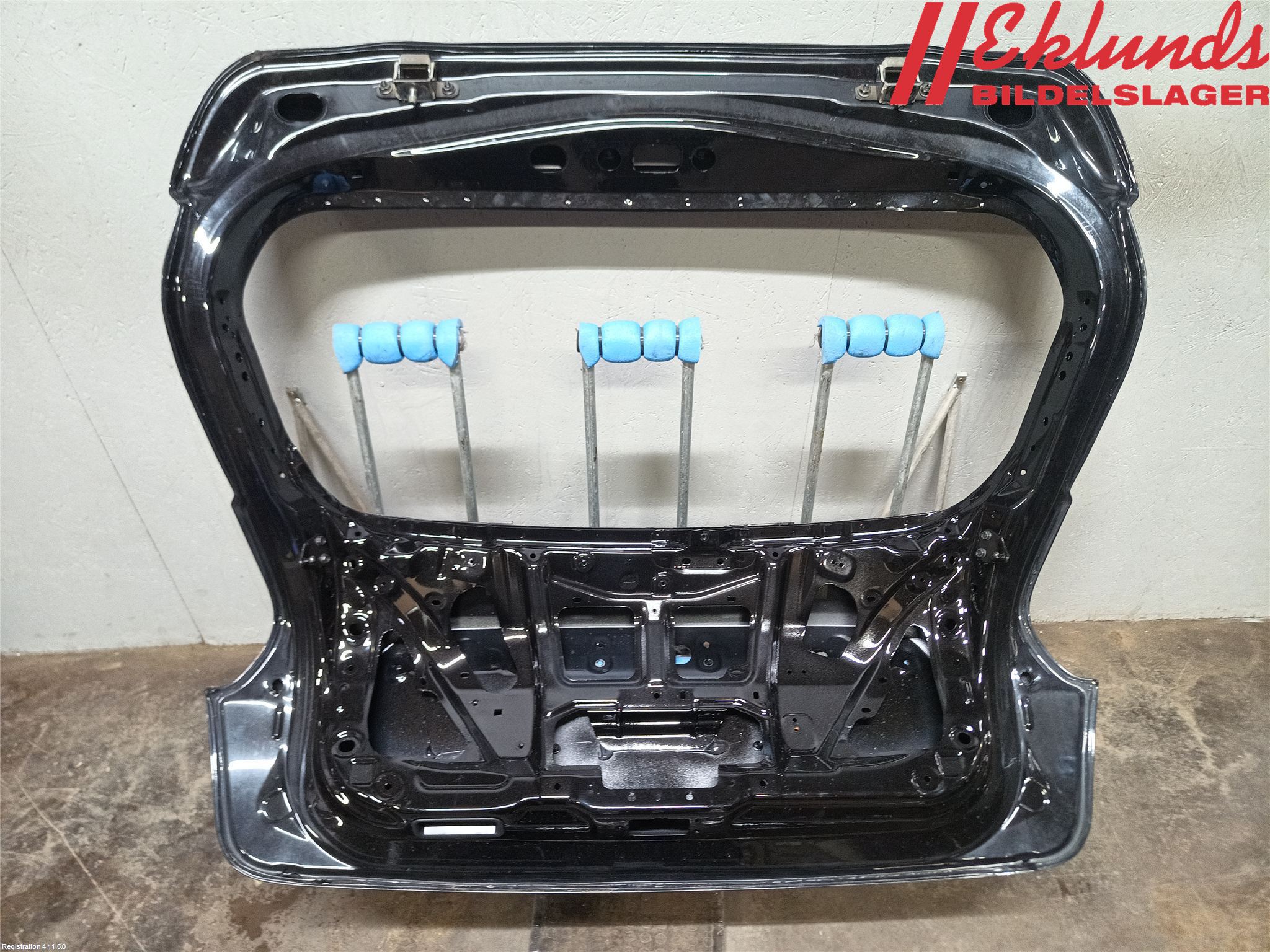 Nissan JUKE 14-19 Baklucka Kombi