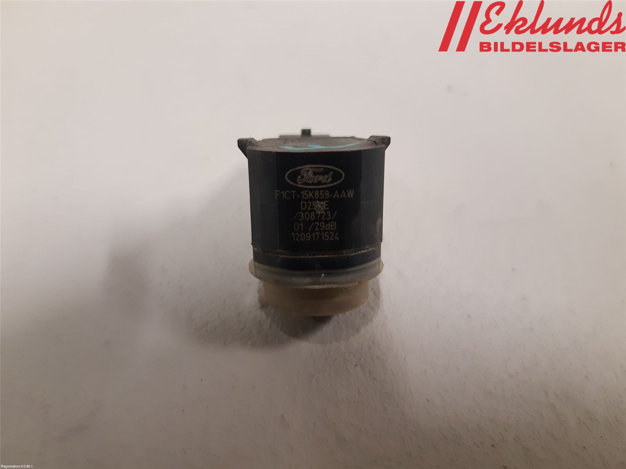 Ford MONDEO 15-22 Parkeringshjälp Frontsensor