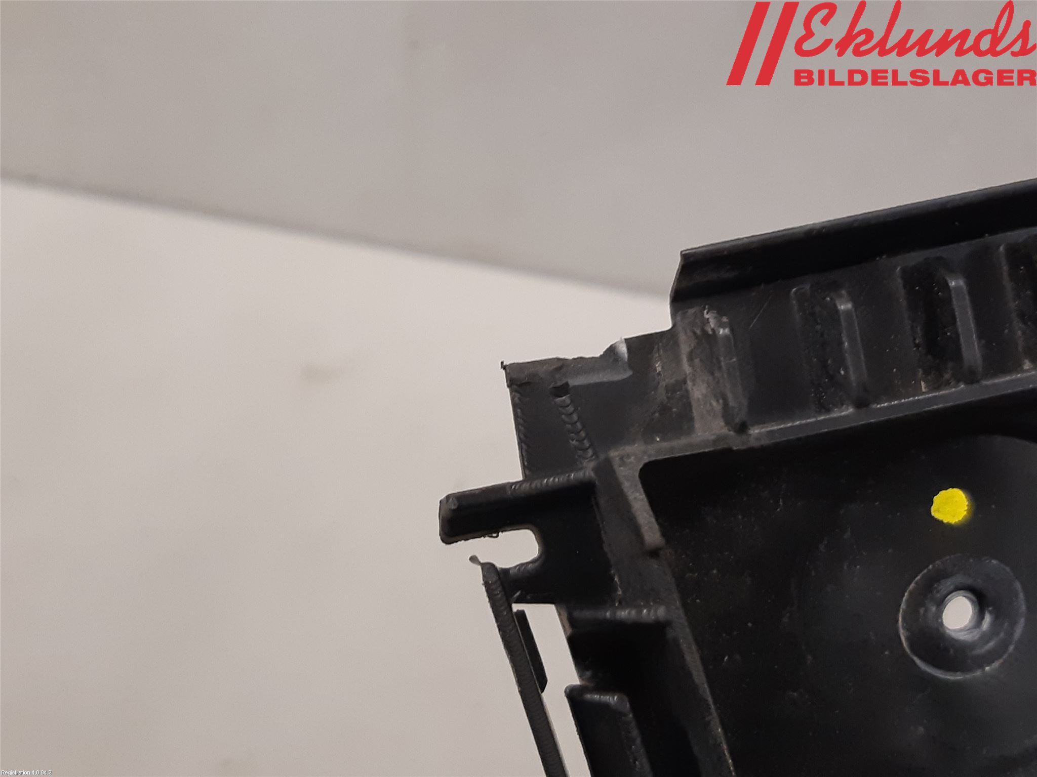 Volkswagen VW TIGUAN 07-16 Stötfångarfäste Bak Hö