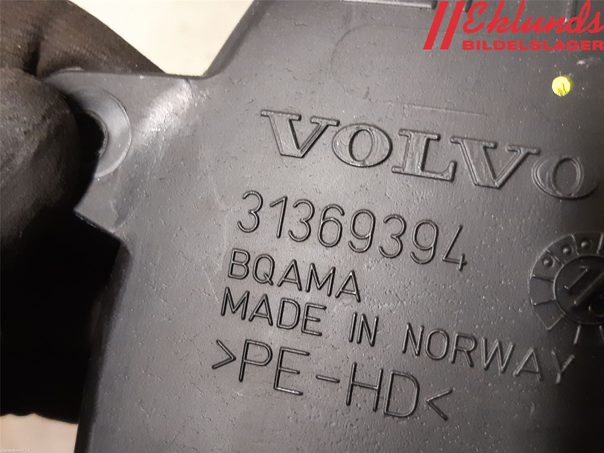 Volvo XC90/RECHARGE 16- Defrosterkanal-Munstycke