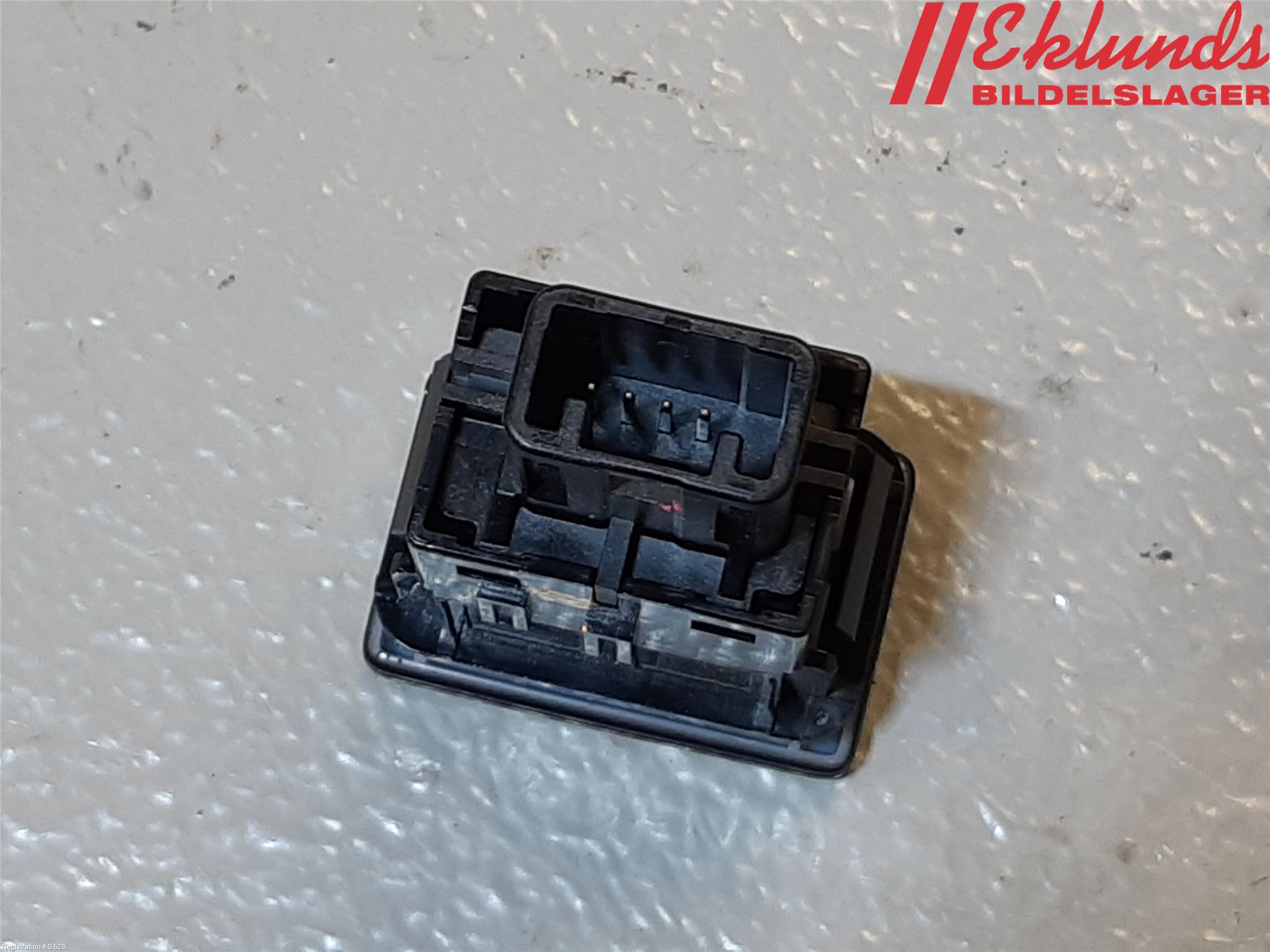 Toyota PRIUS (ZVW50) 16-21 Strömställare Övrigt