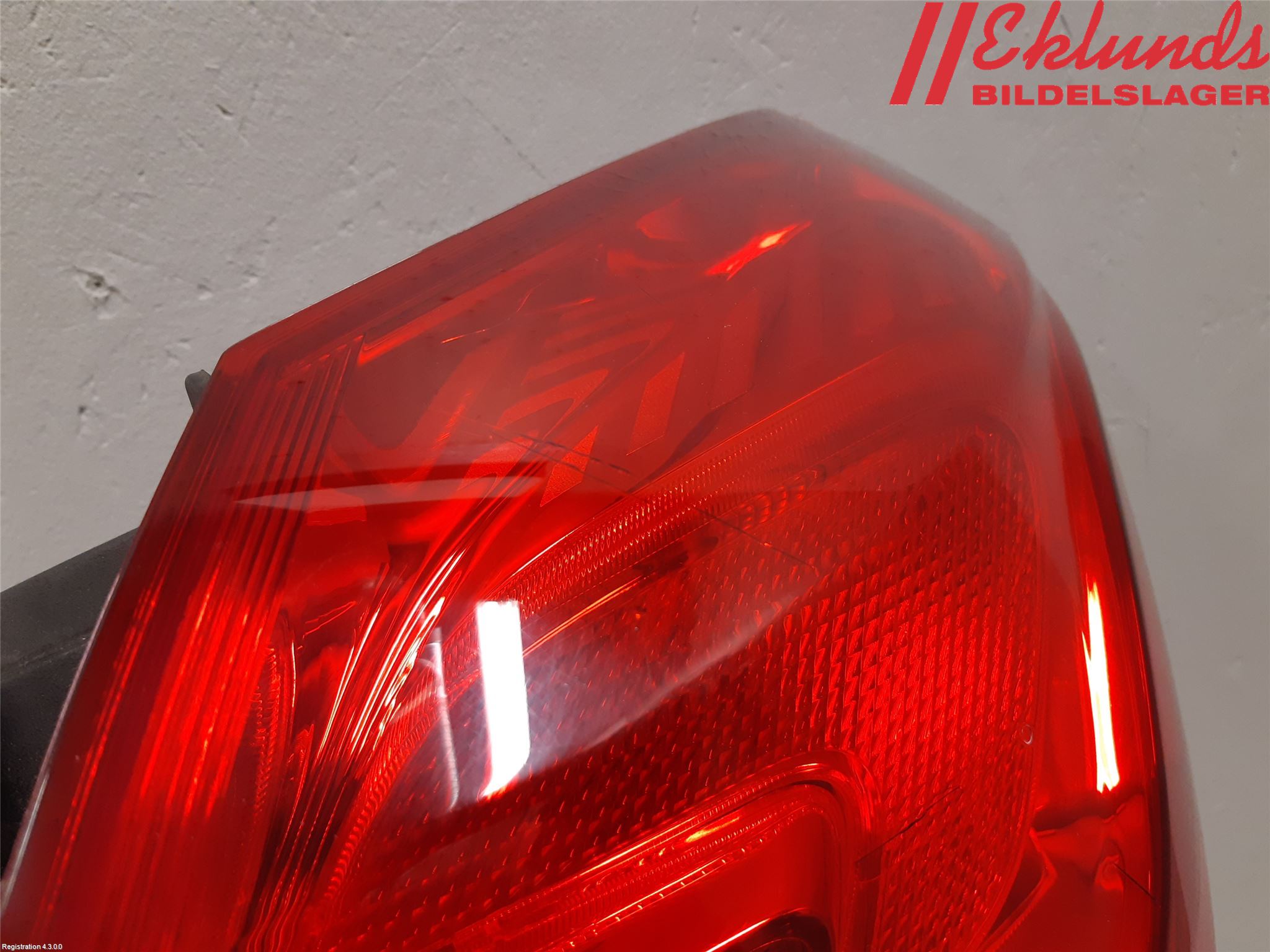 Opel ASTRA J 10-15 Bakljus Höger