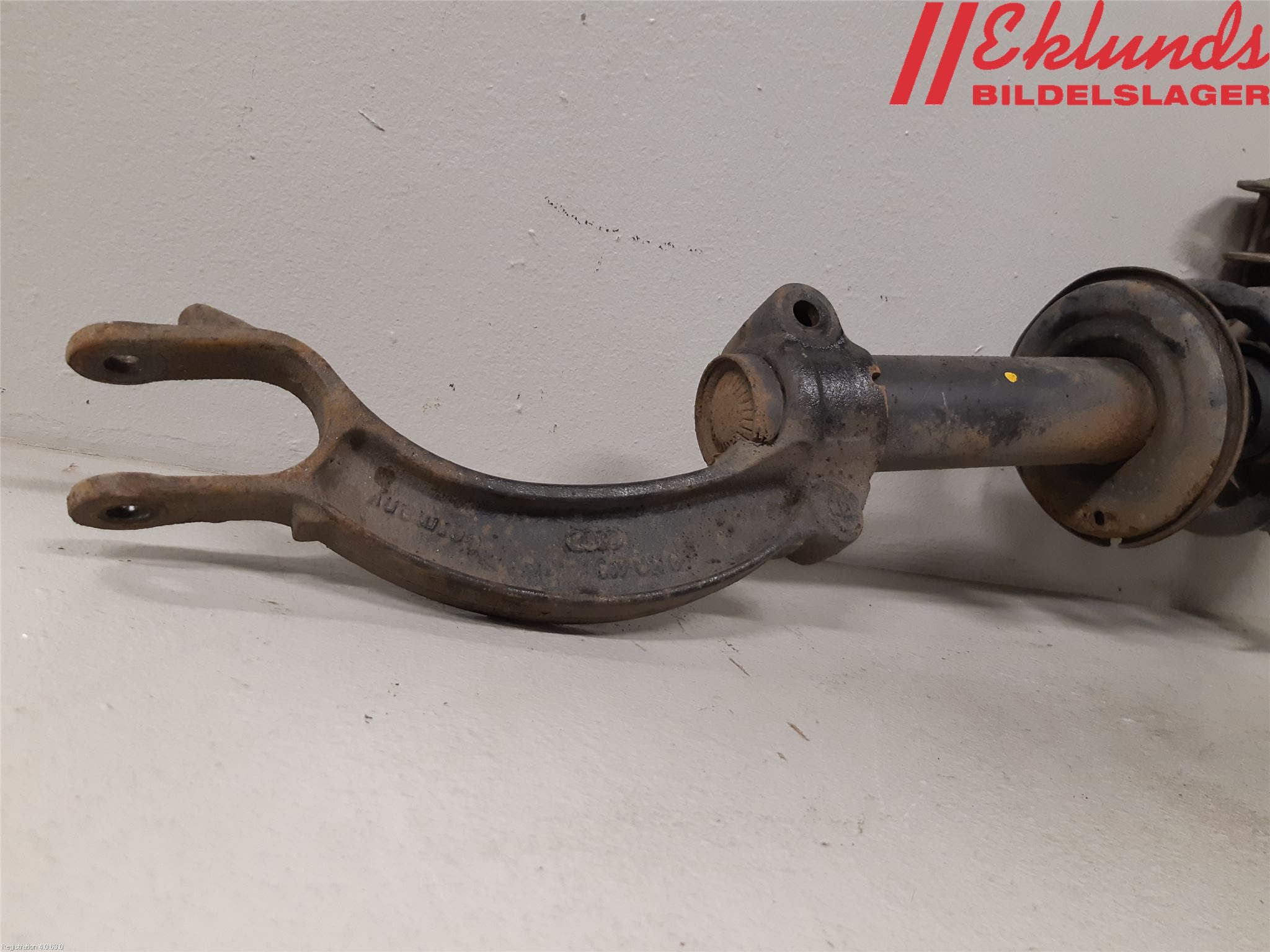 Audi Q5 09-16 Fjäderben Fram Höger