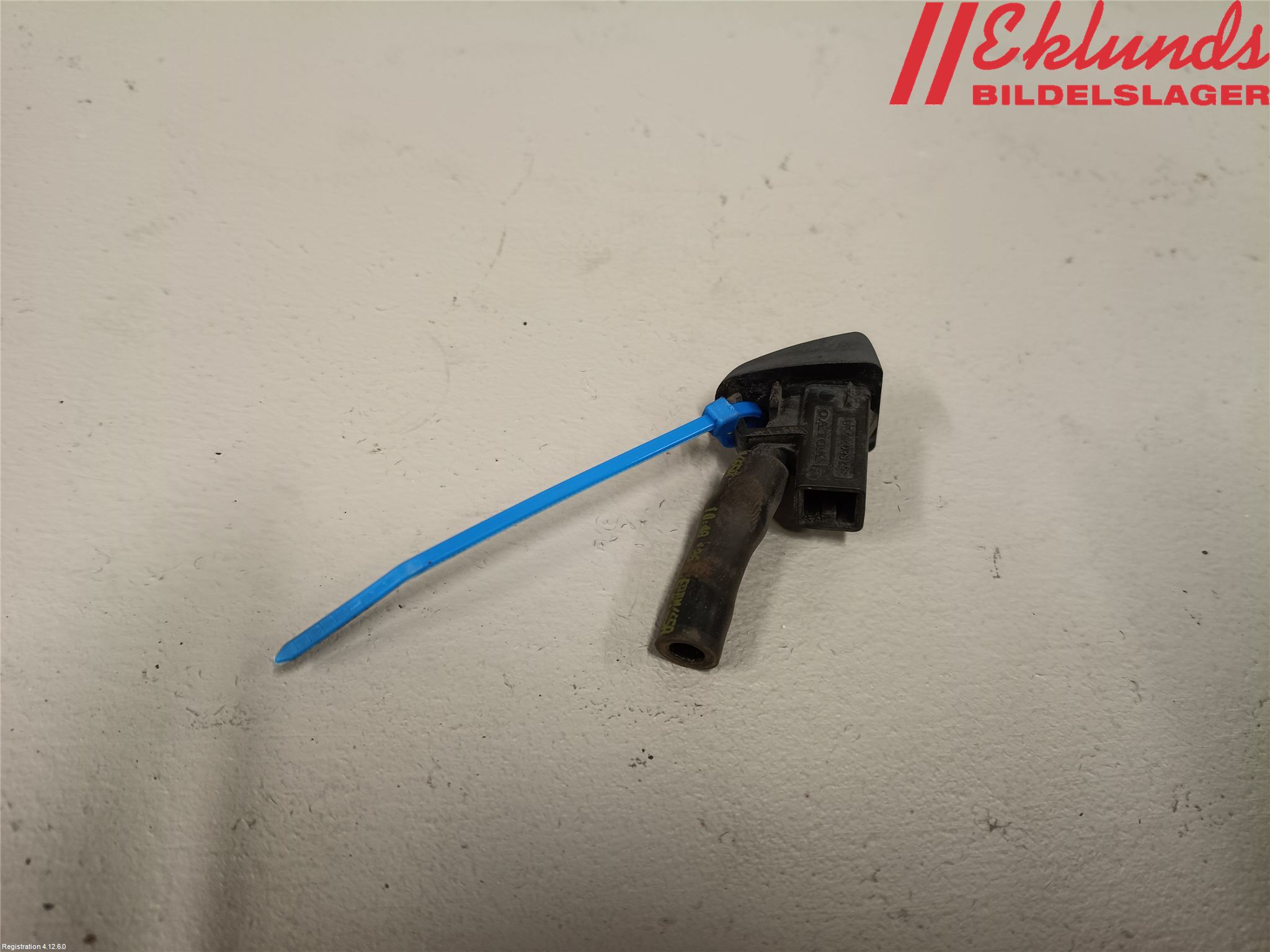 Volvo V70 08-13 Spolarmunstycke Rutor