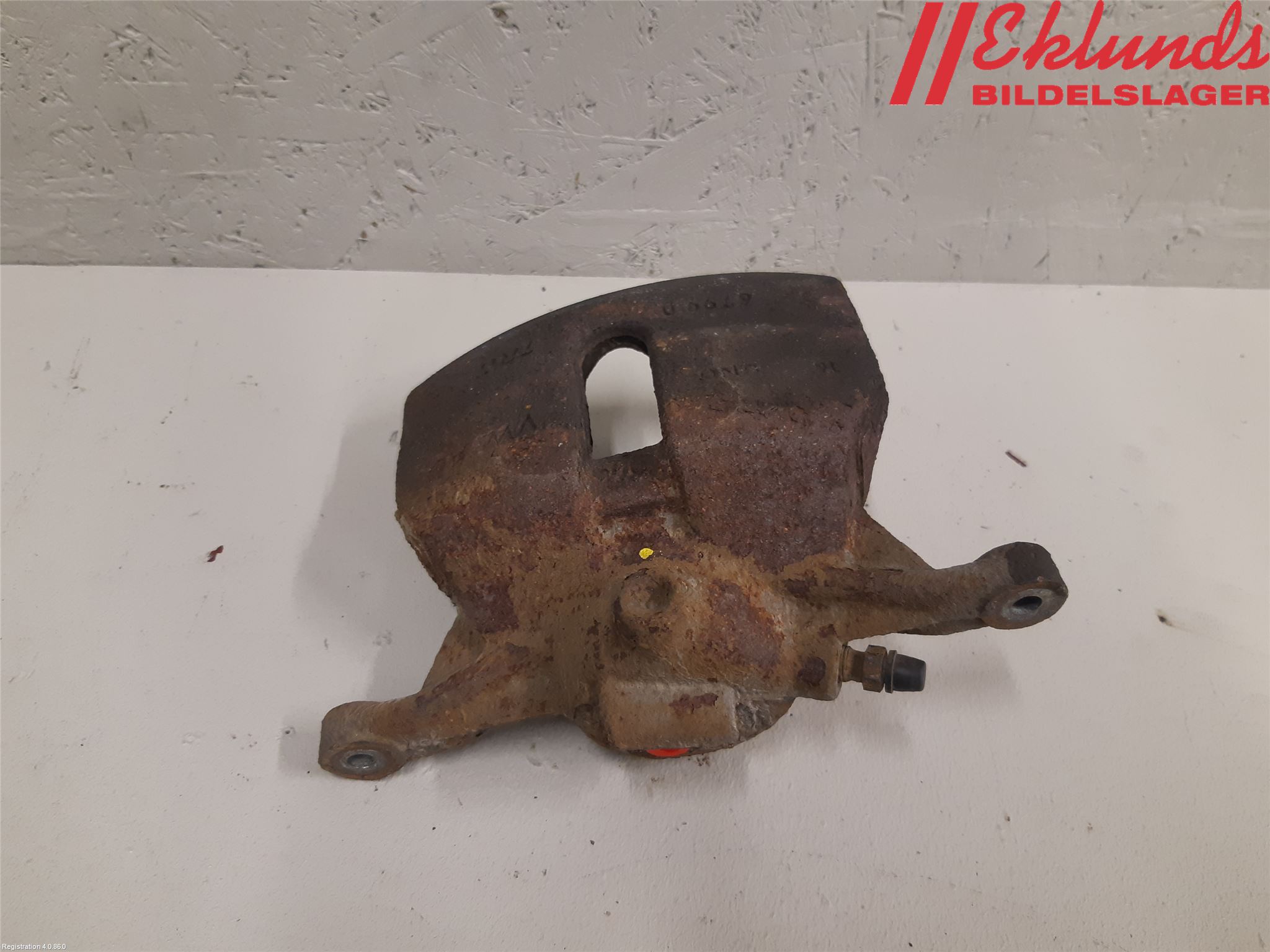 Volkswagen VW PASSAT 15-19 Bromsok Fram Höger