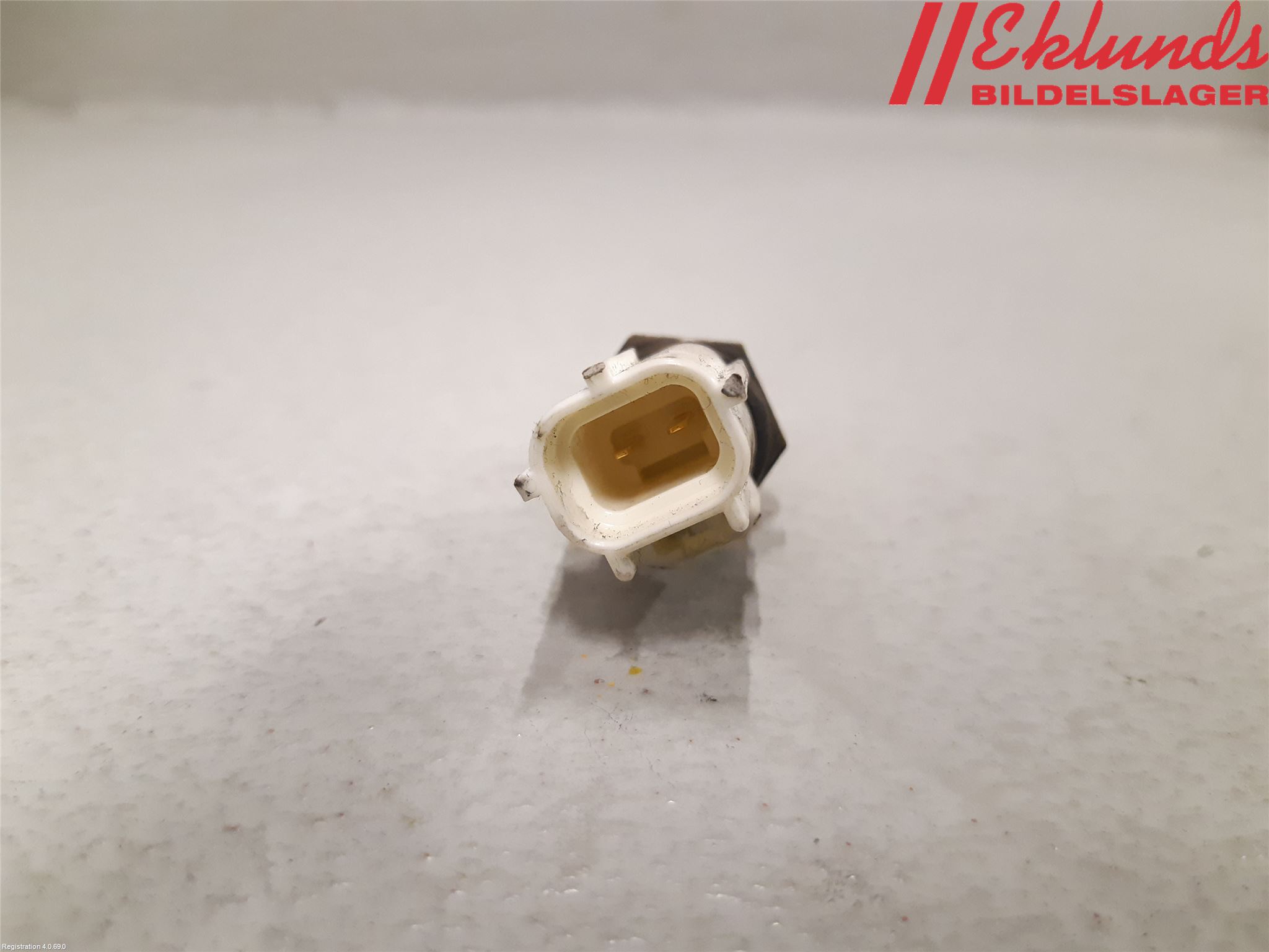 Toyota COROLLA 19- Givare Temp Vatten