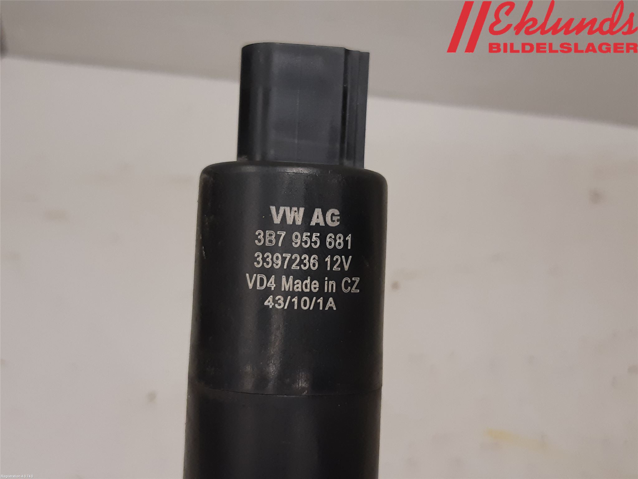 Volkswagen VW GOLF VI 09-13 Spolarpump Högtryck
