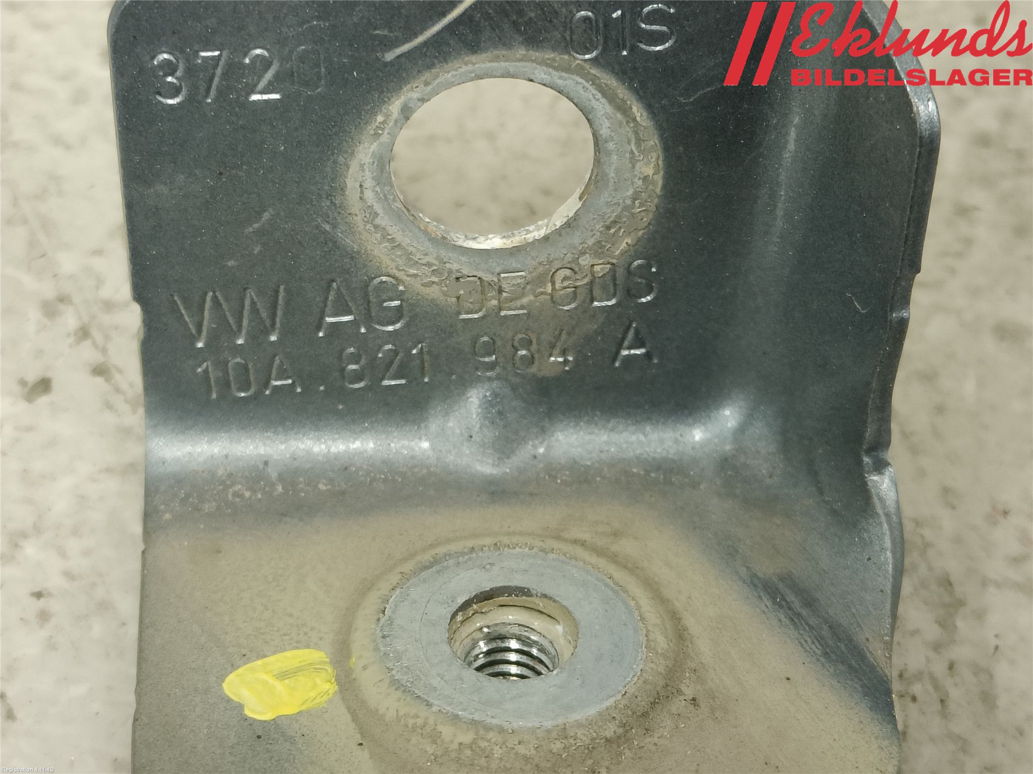 Volkswagen VW ID.3 21- Skärmfäste Fram Hö