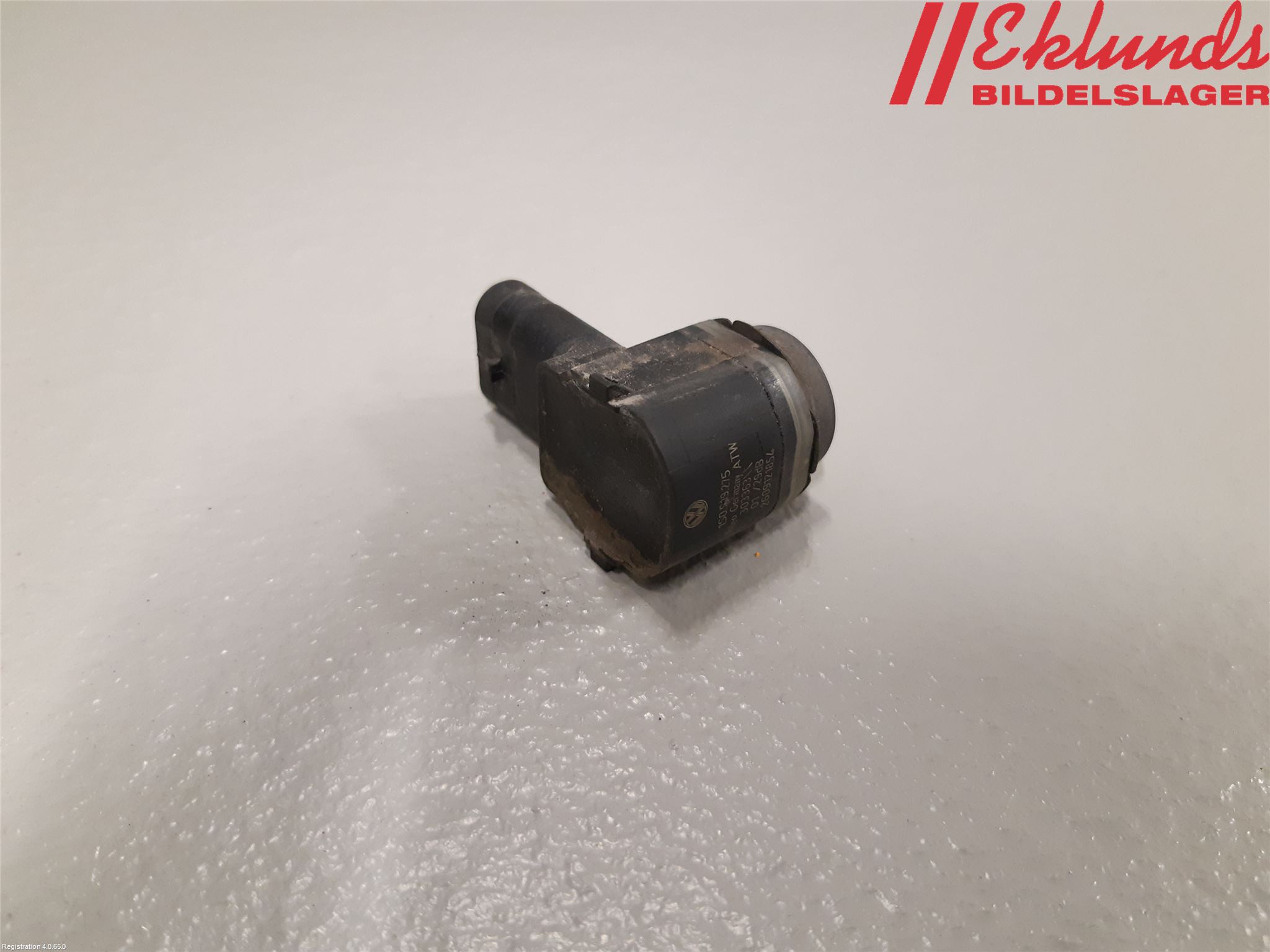 Volkswagen VW PASSAT 11-14 Parkeringshjälp Frontsensor