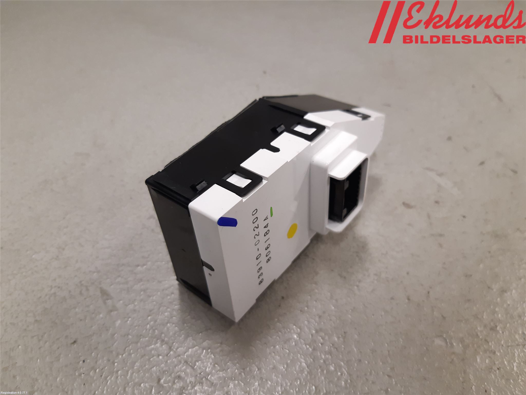 Toyota AURIS 13-19 Instrument Klocka