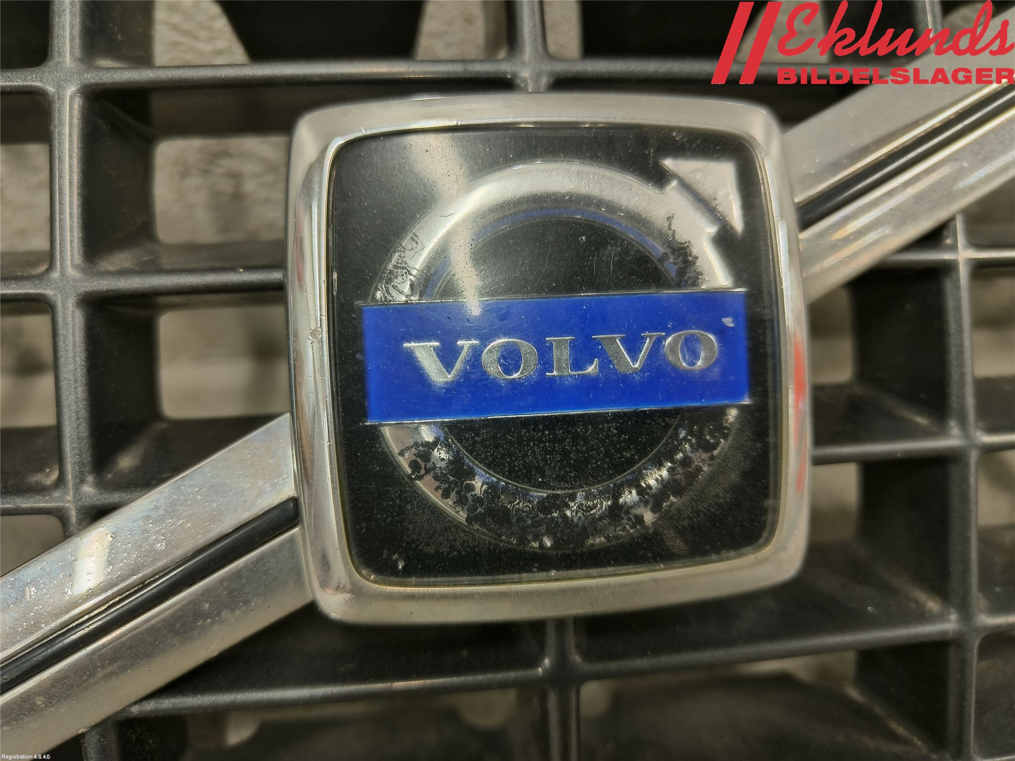 Volvo S60 01-04 Grill Komp