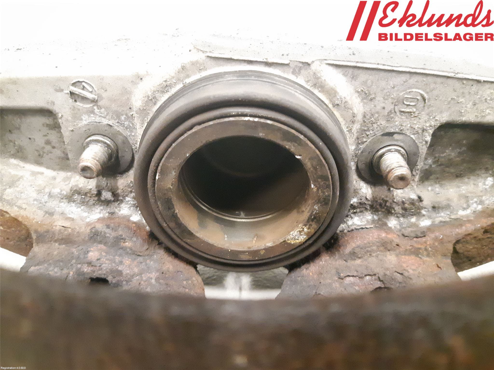 Volvo V60 11-13 Bromsok Fram Vänster