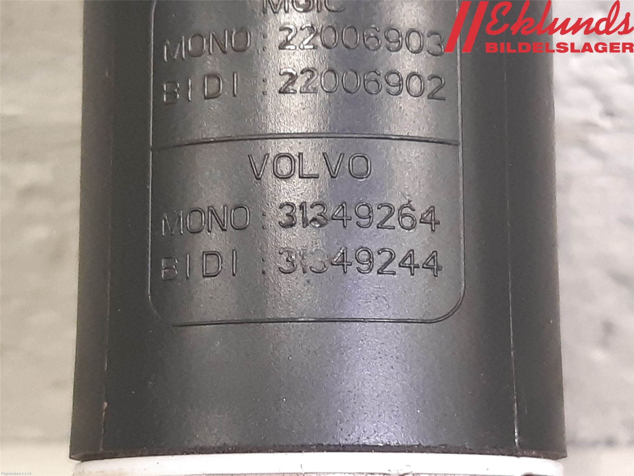 Volvo V60 14-18 Spolarpump Vindruta