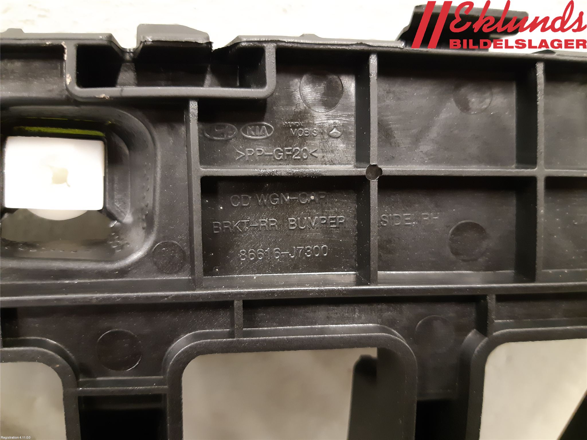 Kia CEED/CEED SW 19- Stötfångarfäste Bak Hö