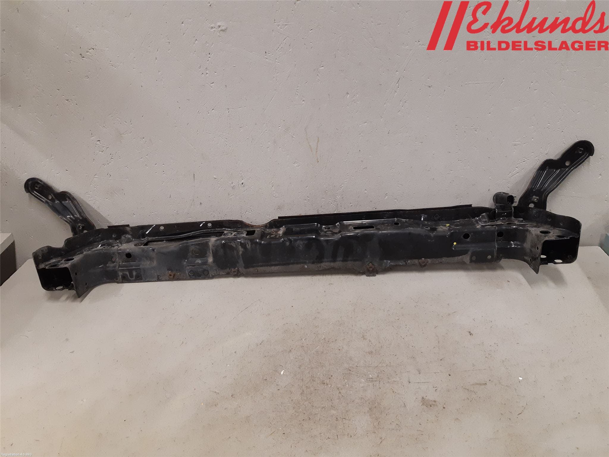 Hyundai i30 GD 13-17 Kylarfäste-Ram-Balk