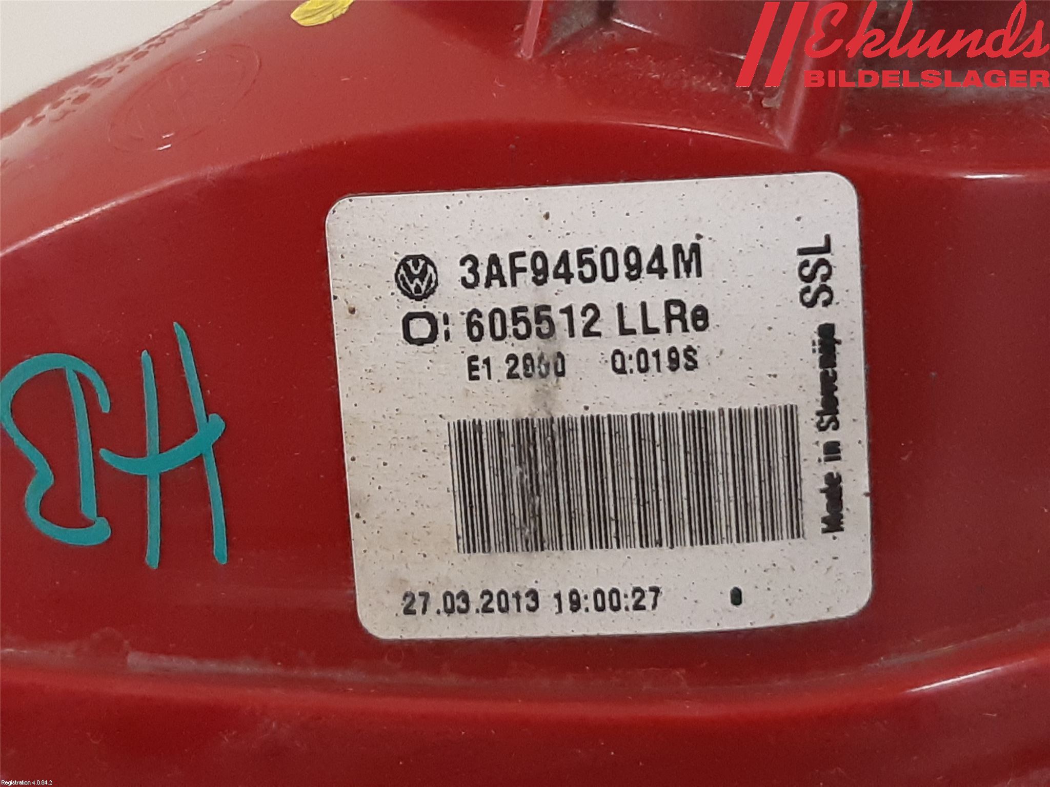 Volkswagen VW PASSAT 11-14 Bakljus Lucka Hö