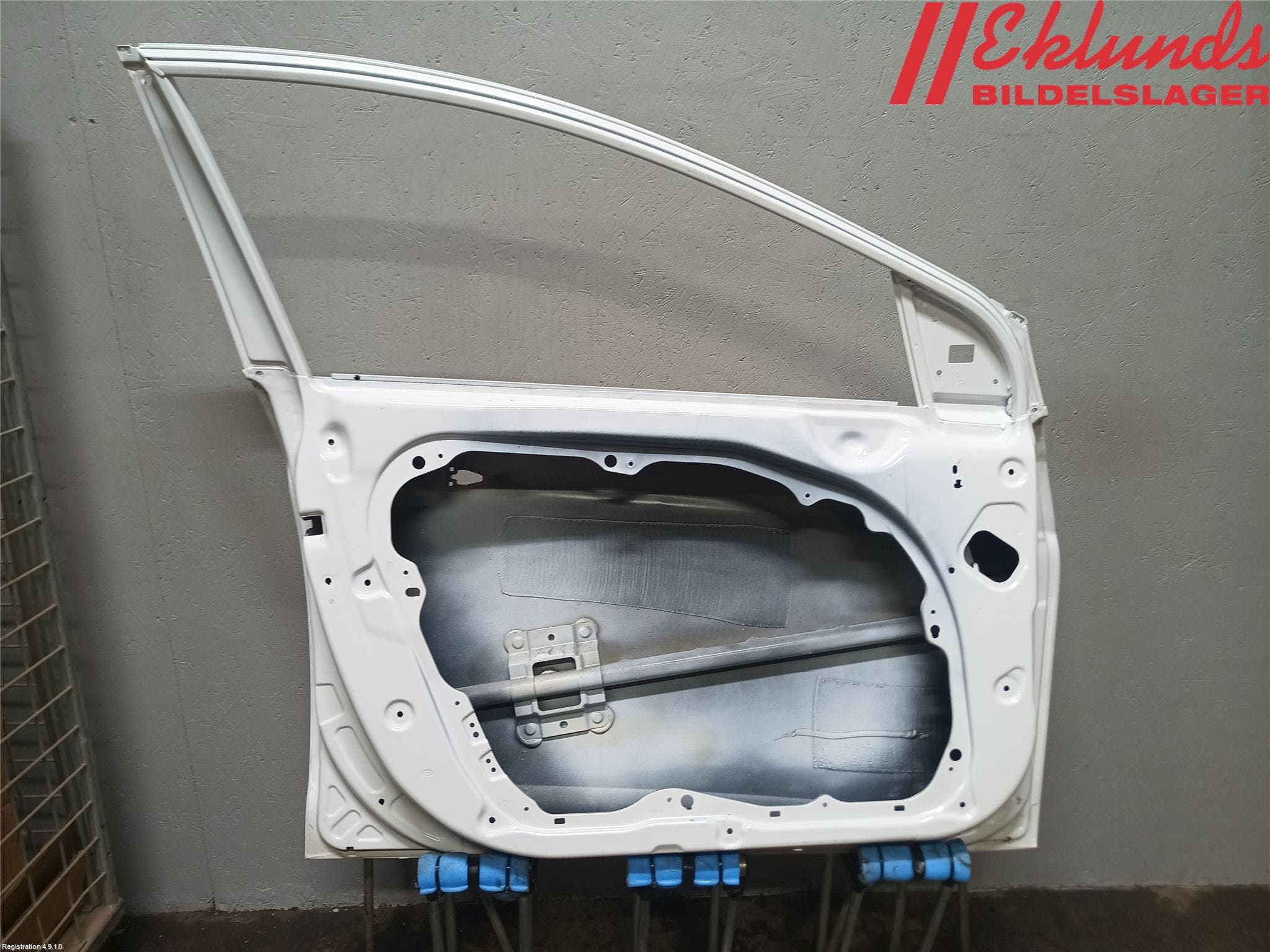 Hyundai i40 08-15 Dörr Fram Vänster
