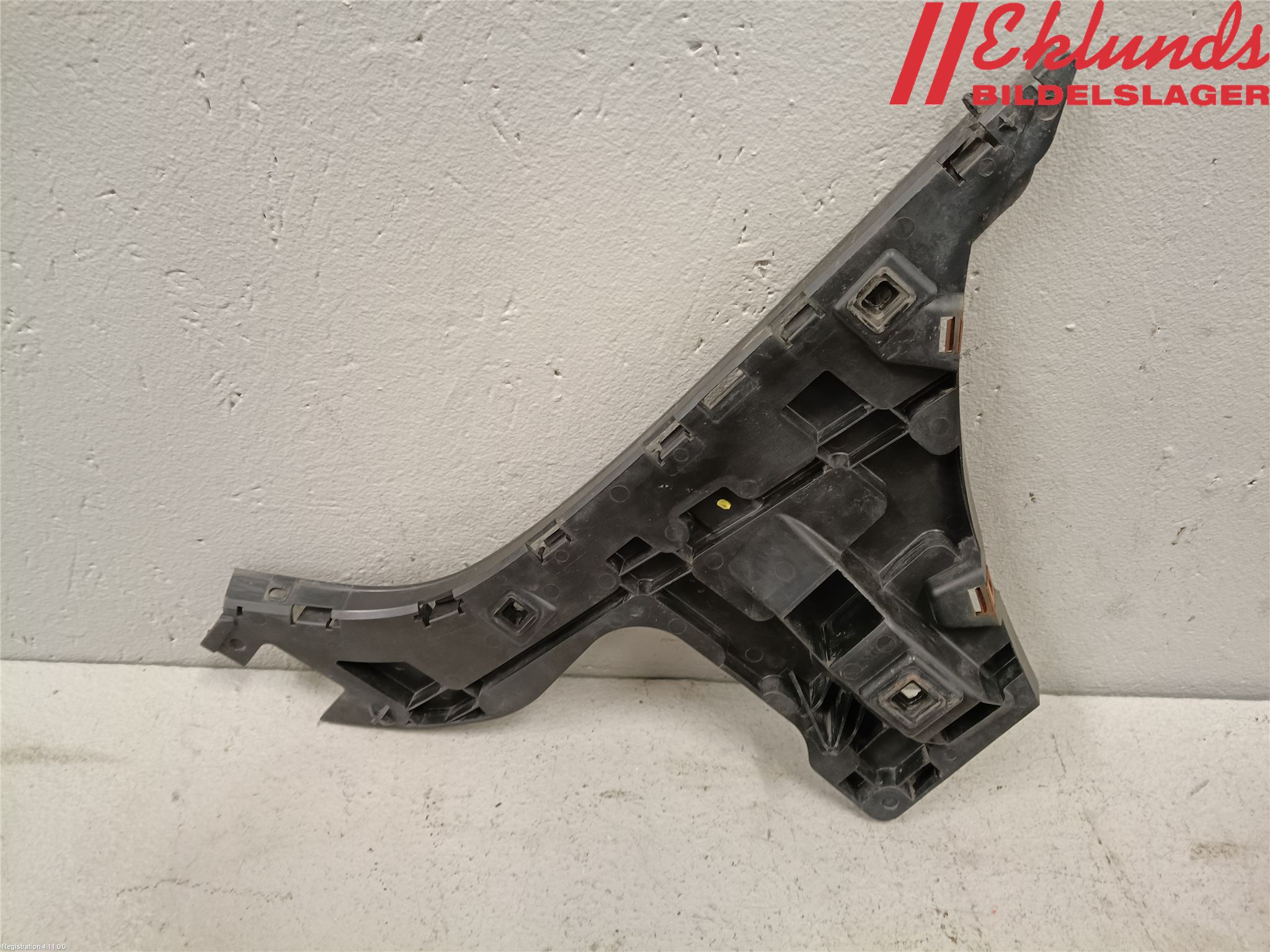 Volvo S80 07-13 Stötfångarfäste Bak Vä