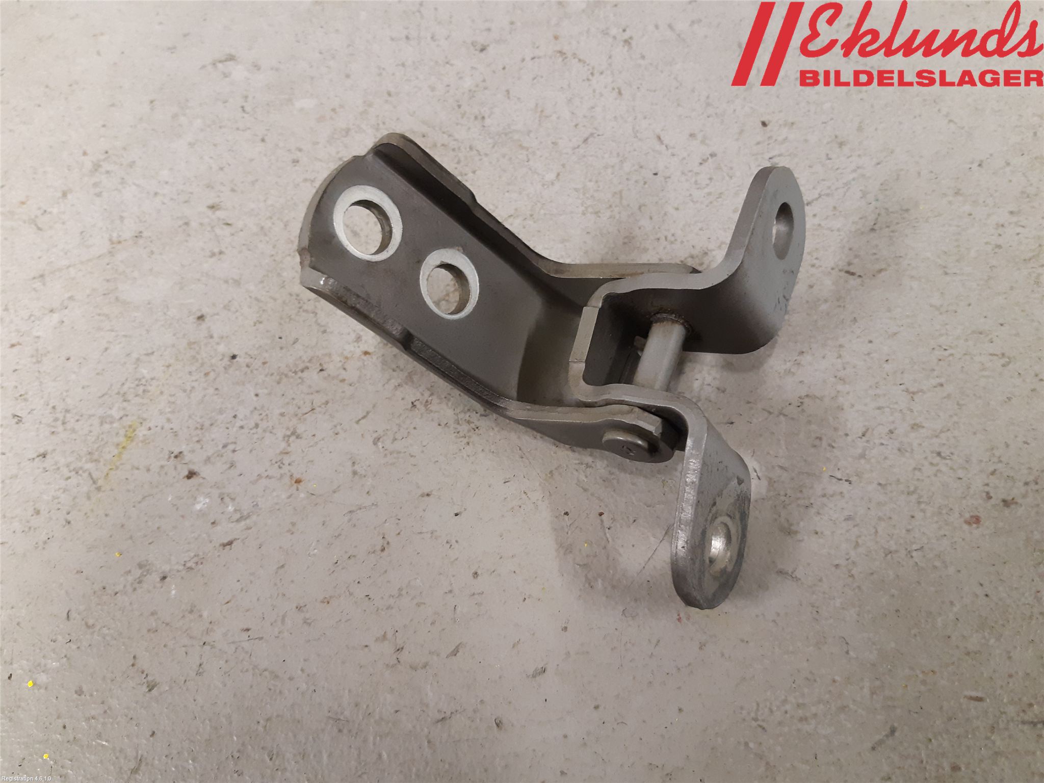 Toyota RAV4 13-18 Dörrgångjärn