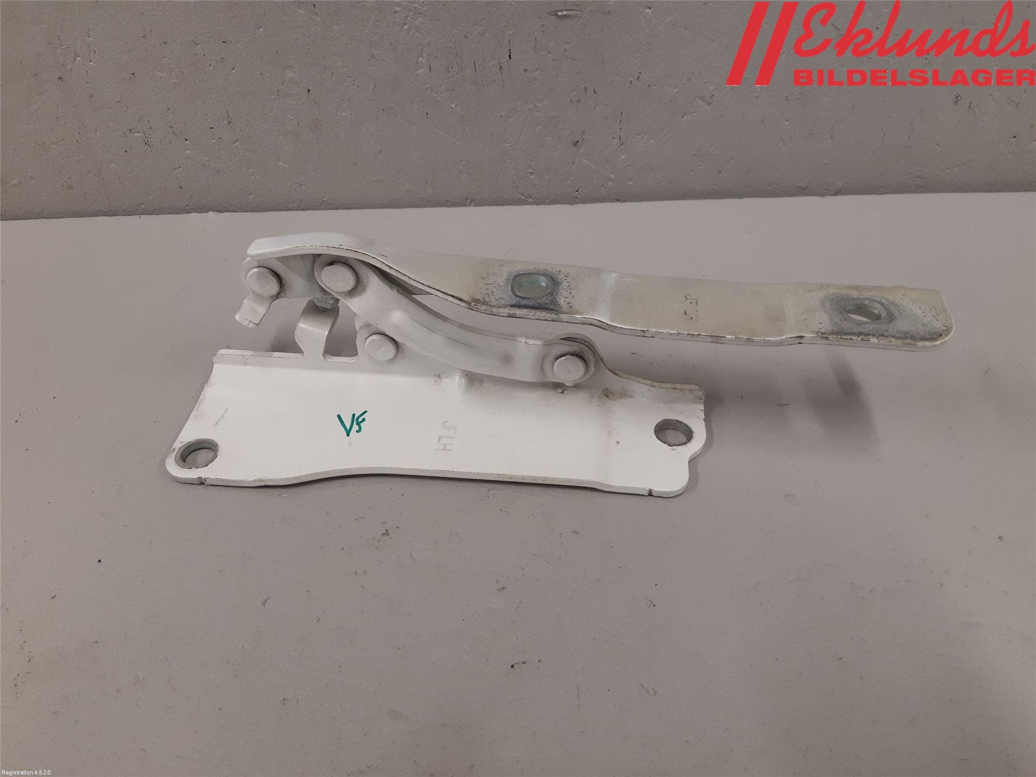 Kia OPTIMA 16-20 Huvgångjärn