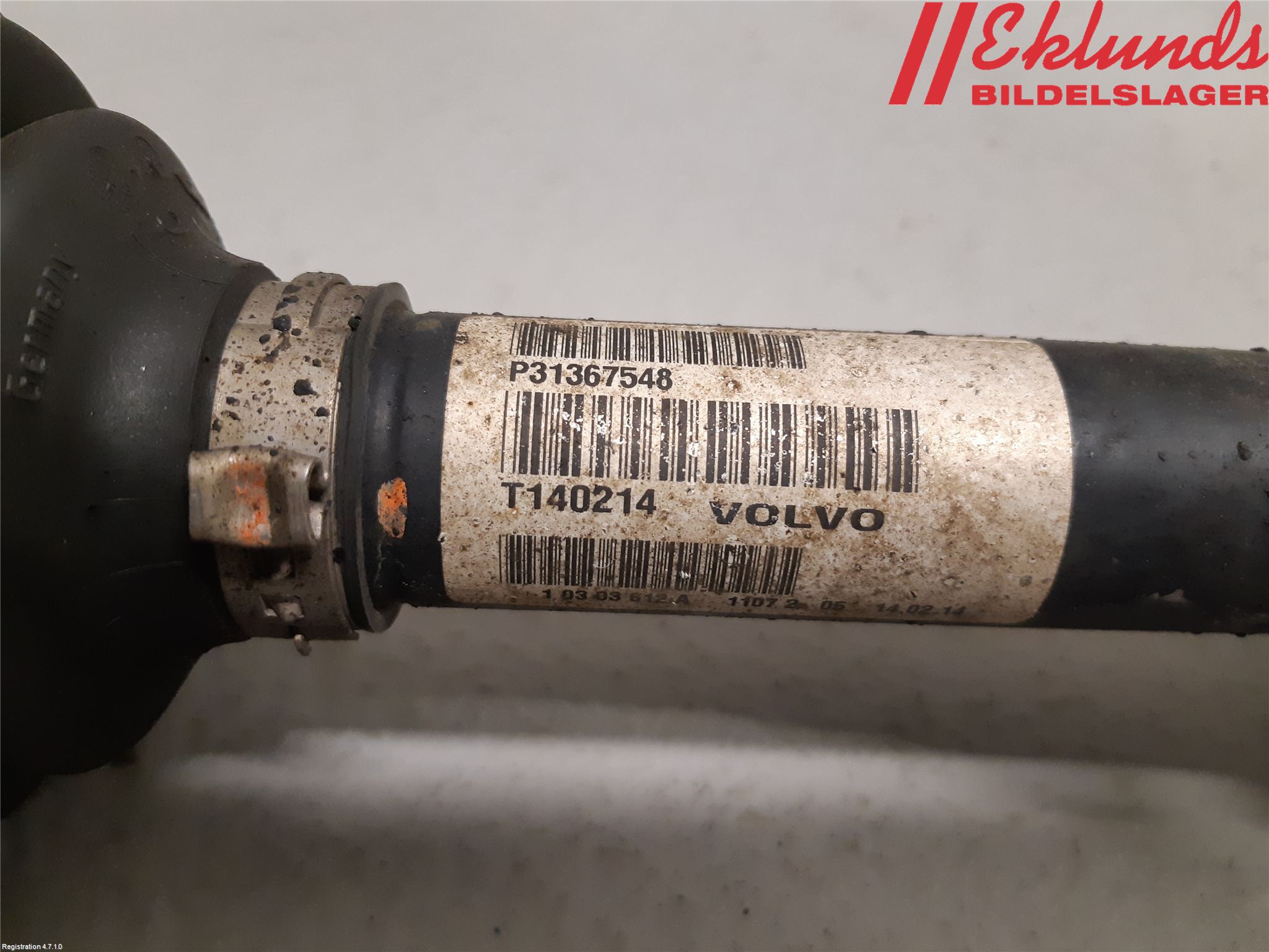 Volvo V70 14-16 Drivaxel Fram Höger