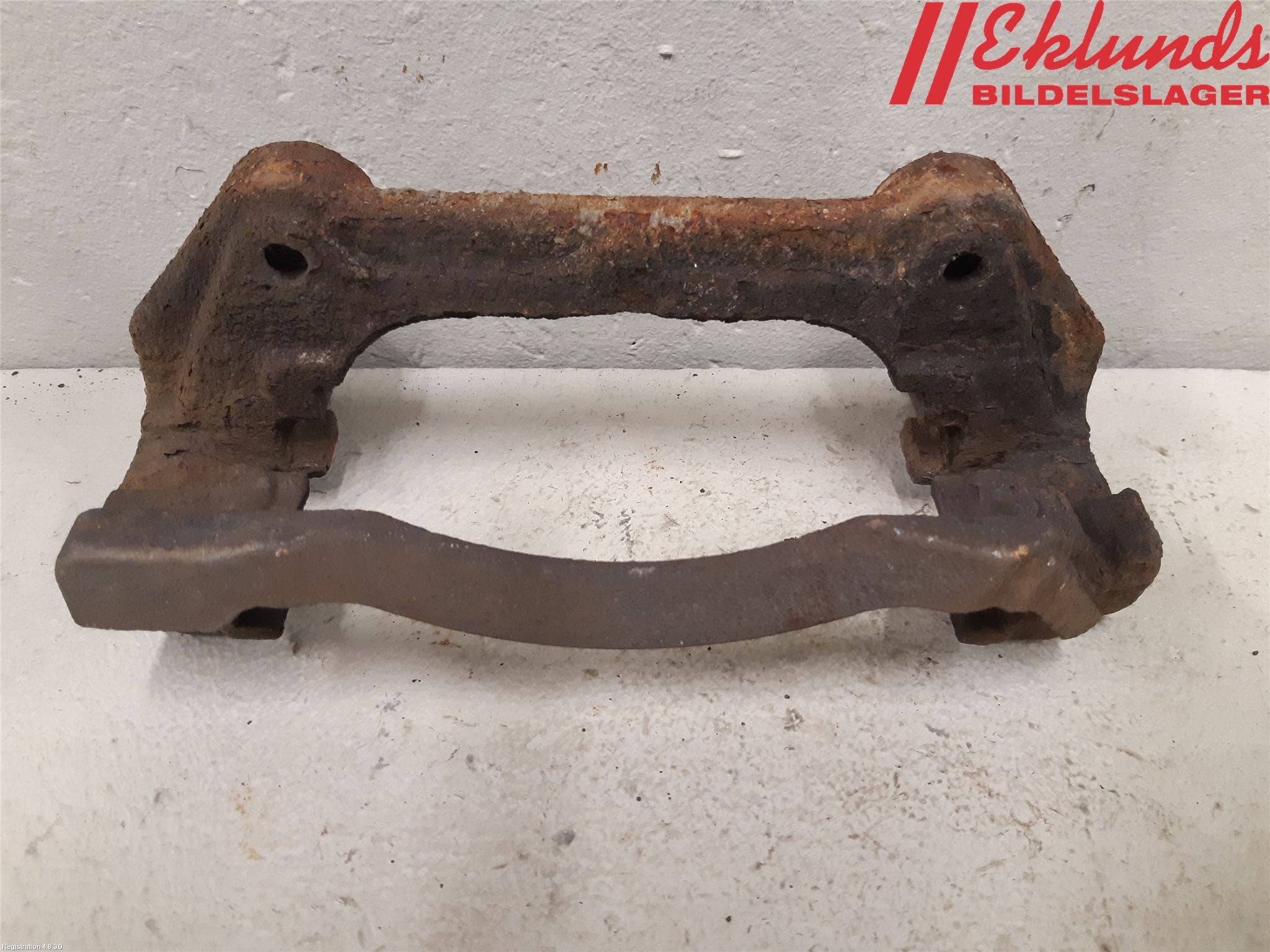 Opel VIVARO 15-19 Bromsokshållare