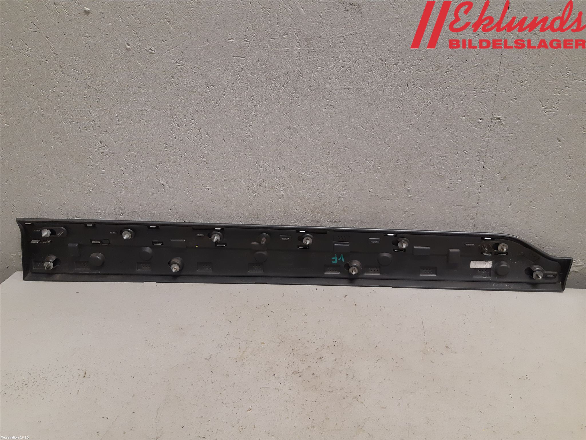 Volvo XC90/RECHARGE 16- Dörr Dekorlist Fram Vä