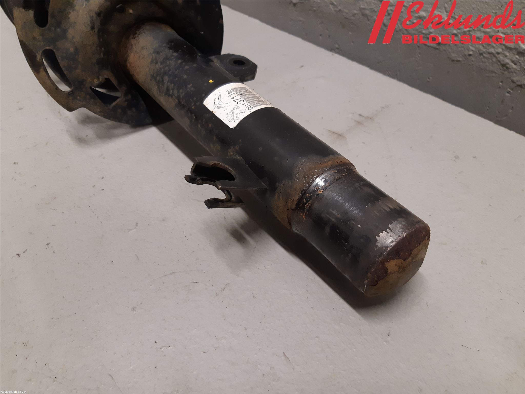 Citroen COTROEN C3 17-24 Fjäderben Fram Höger