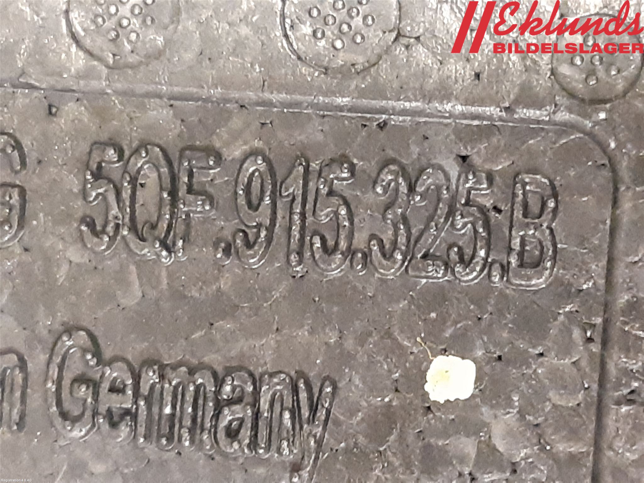 Volkswagen VW TIGUAN 16-24 Batterilåda-Fäste-Hållare