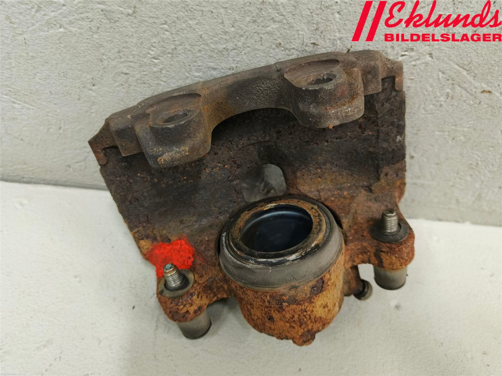 Ford KUGA 17-19 Bromsok Fram Vänster