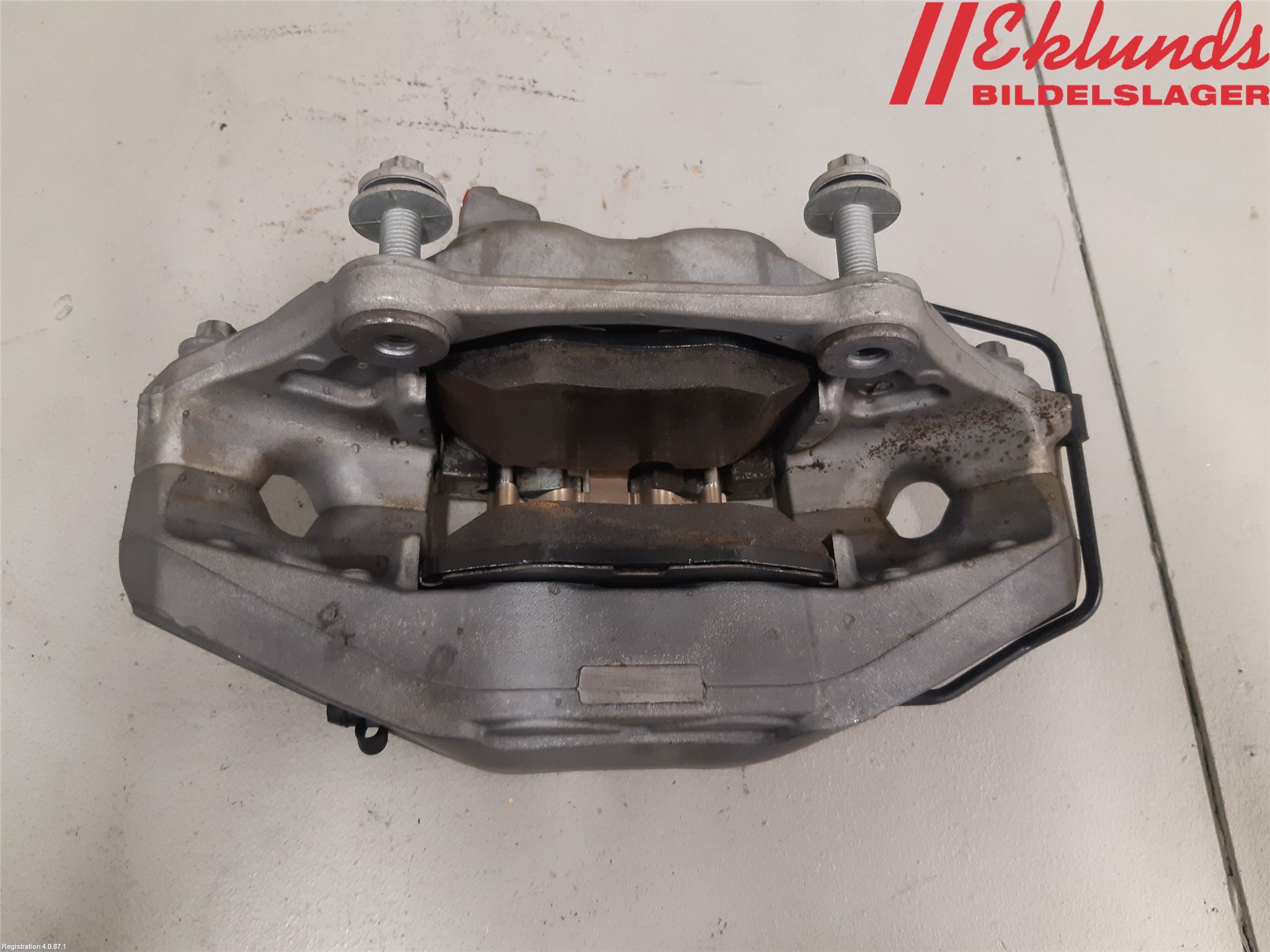 BMW iX I20 22- Bromsok Fram Höger