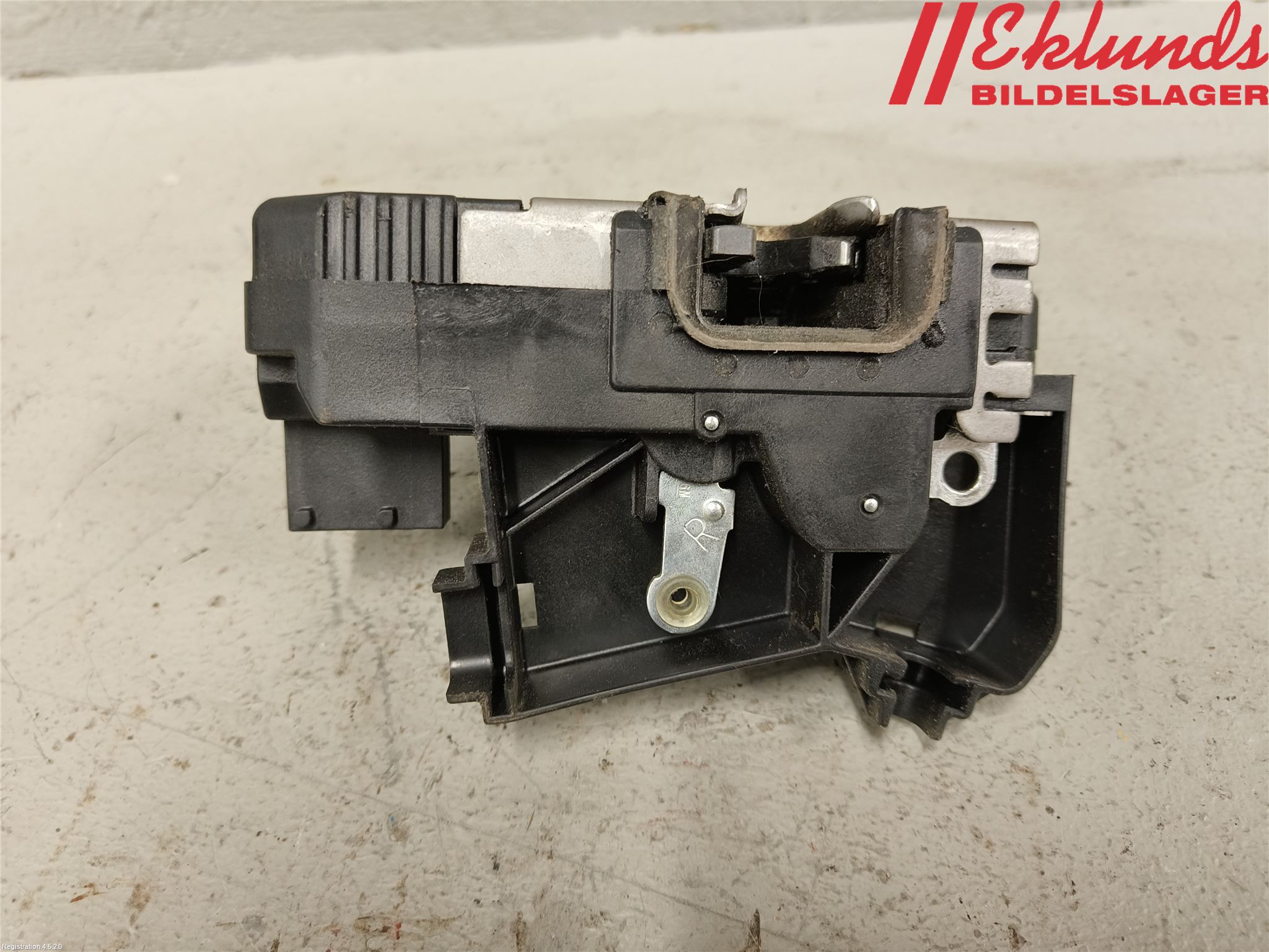 Opel VIVARO 01-14 Låskista-Dörrlås