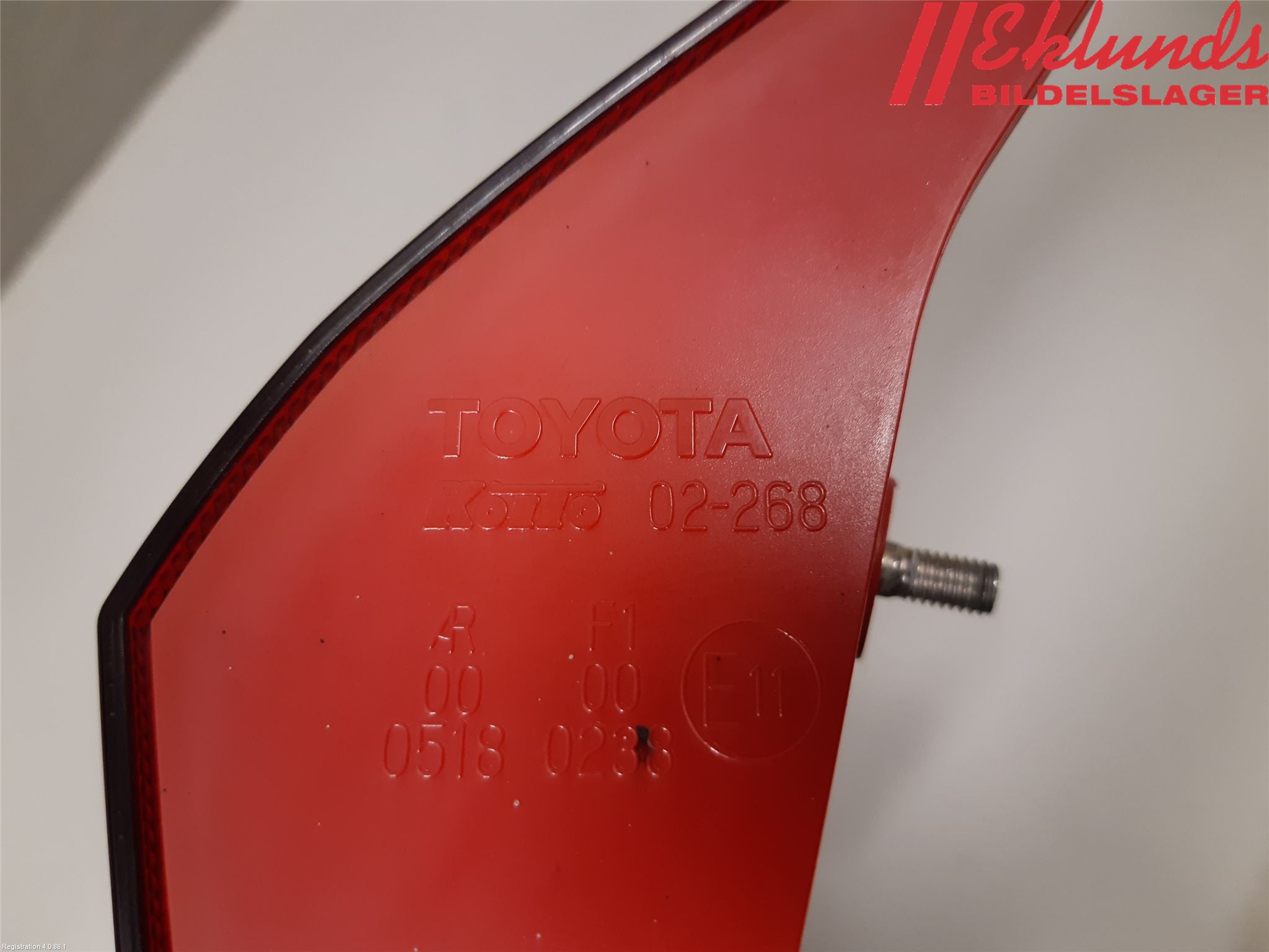 Toyota AURIS 13-19 Bakljus Lucka Hö