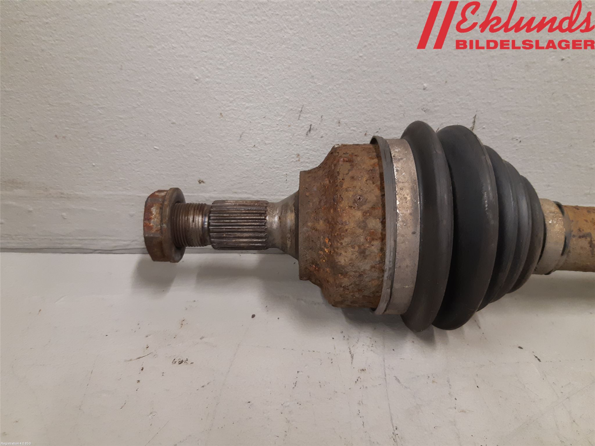 Peugeot 307     05-08 Drivaxel Fram Vänster