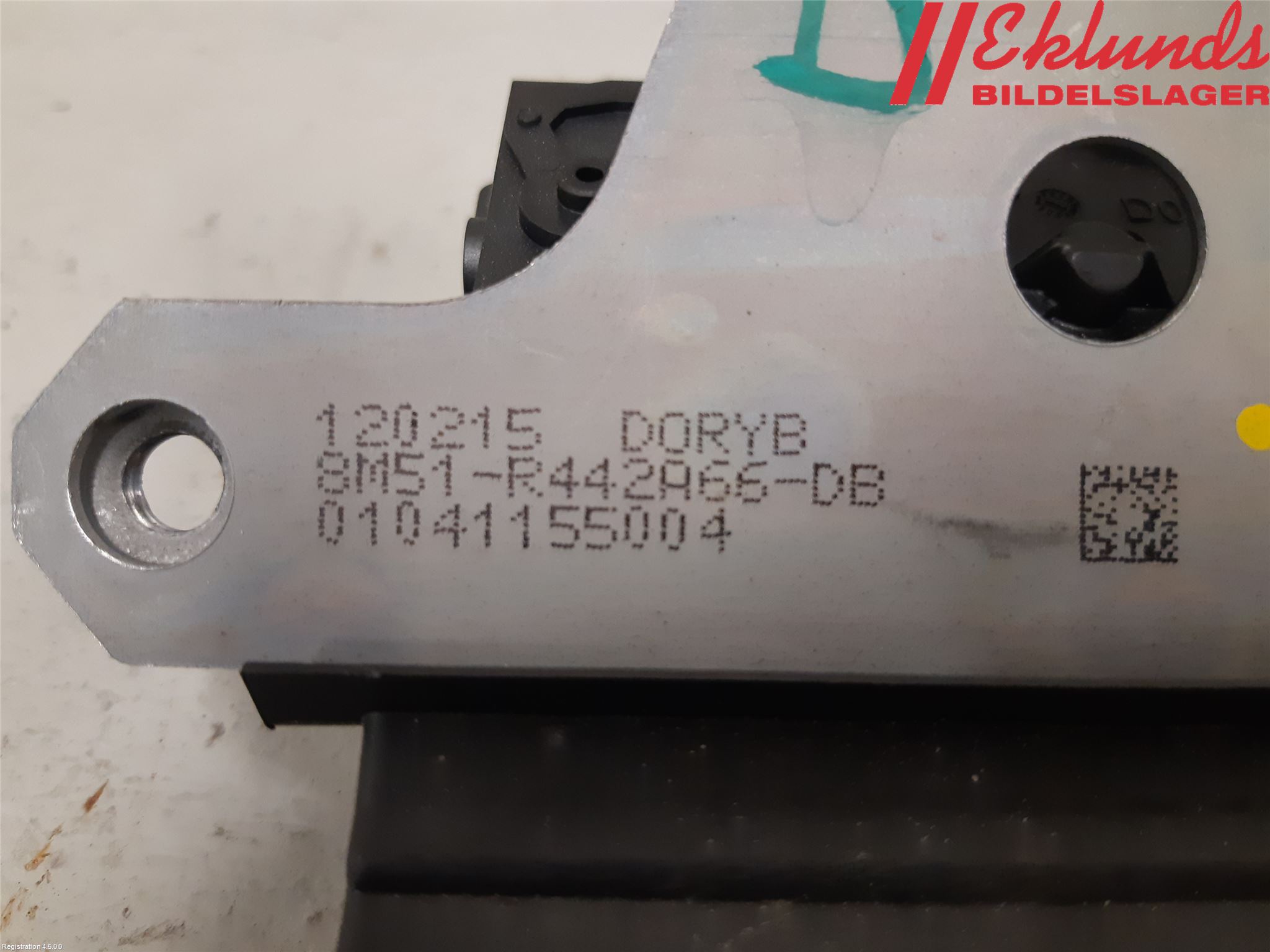 Ford C-MAX ll 15-19 Låskista Baklucka