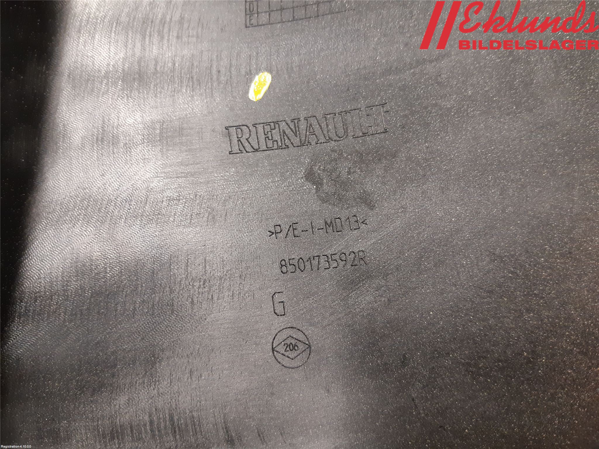 Renault CAPTUR 13-19 Stötfångardel Bak Vä