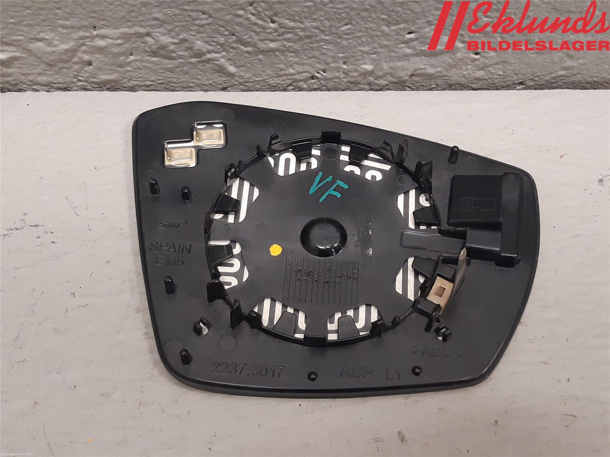 Volkswagen VW T-ROC 18- Spegelglas Vä