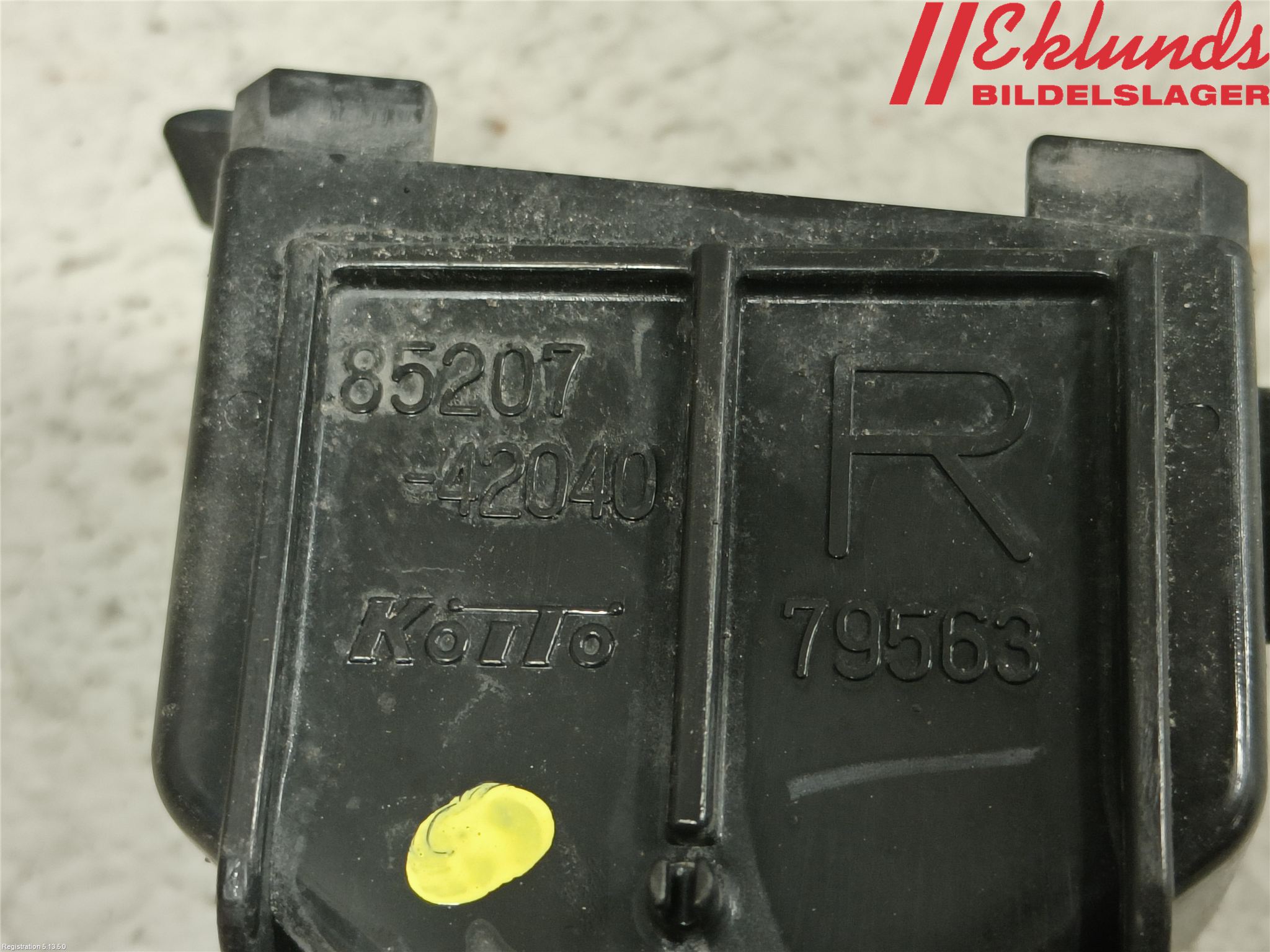 Toyota RAV 4 06-12 Spolarmunstycke Strålkastare
