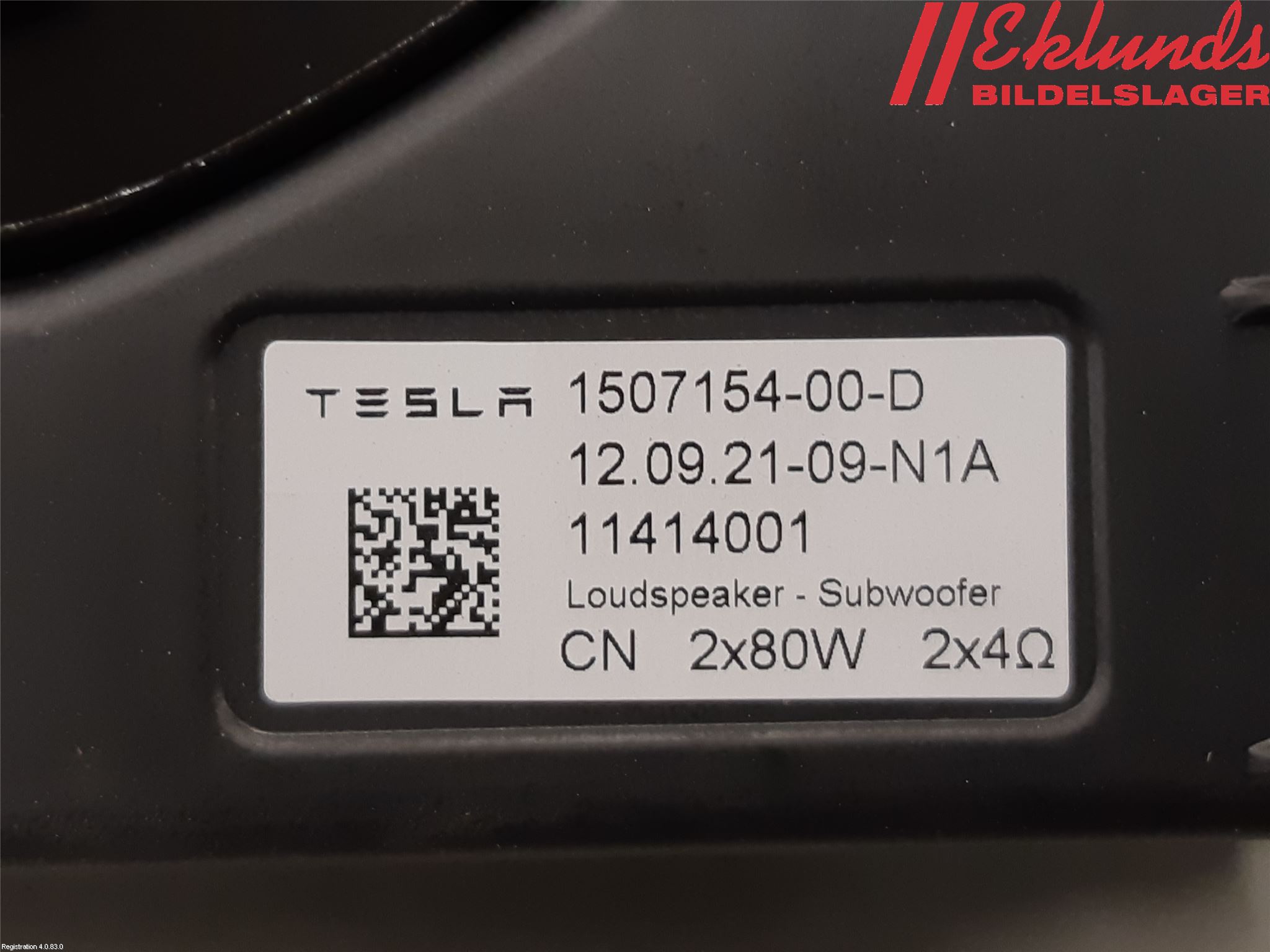 Tesla MODEL Y 21- Högtalare