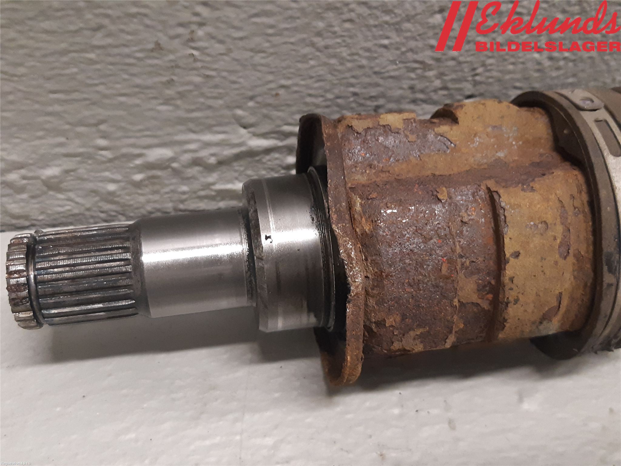 Toyota RAV4 19- Drivaxel Bak Vänster