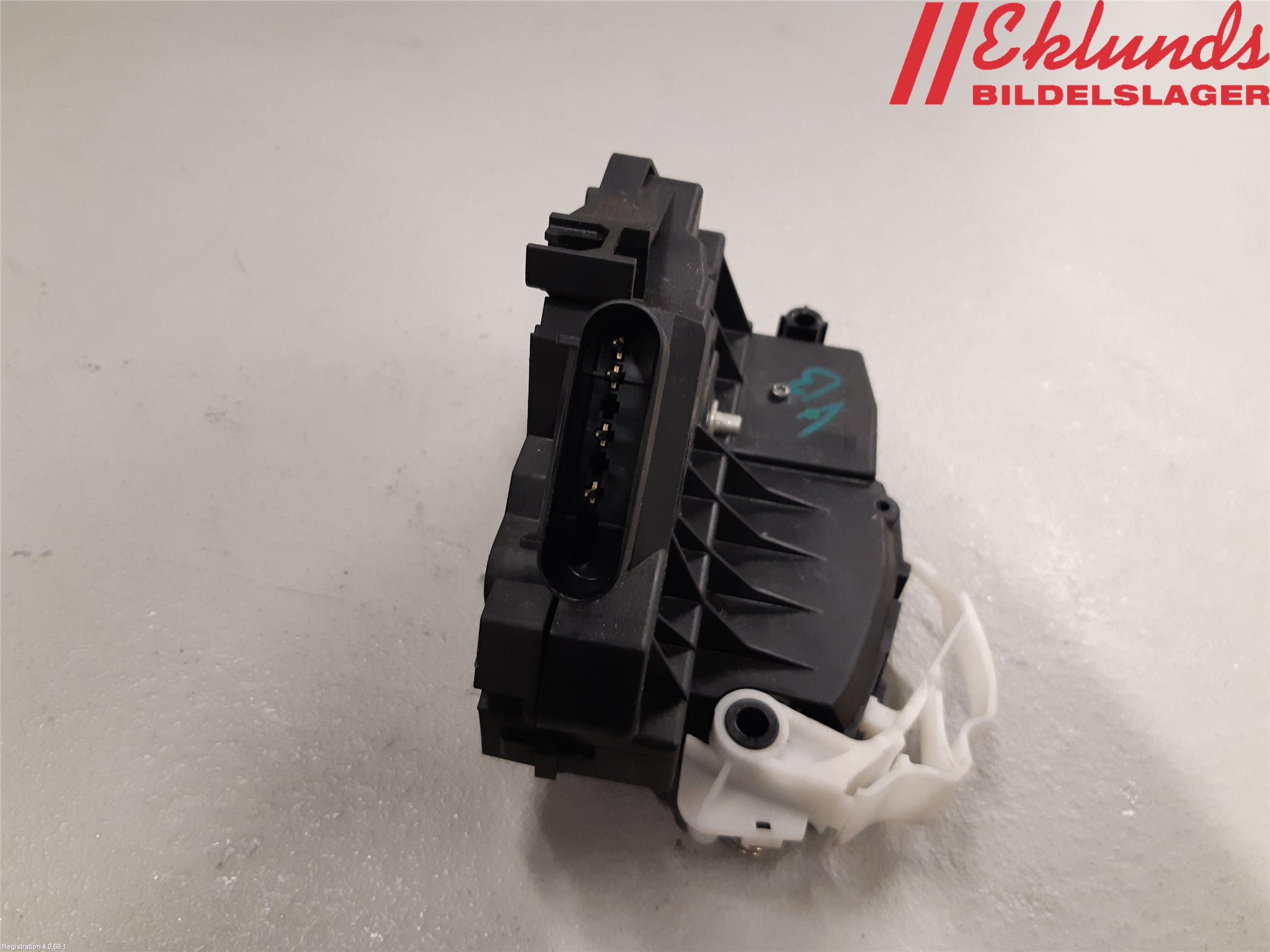 Ford FOCUS 11-14 Låskista-Dörrlås